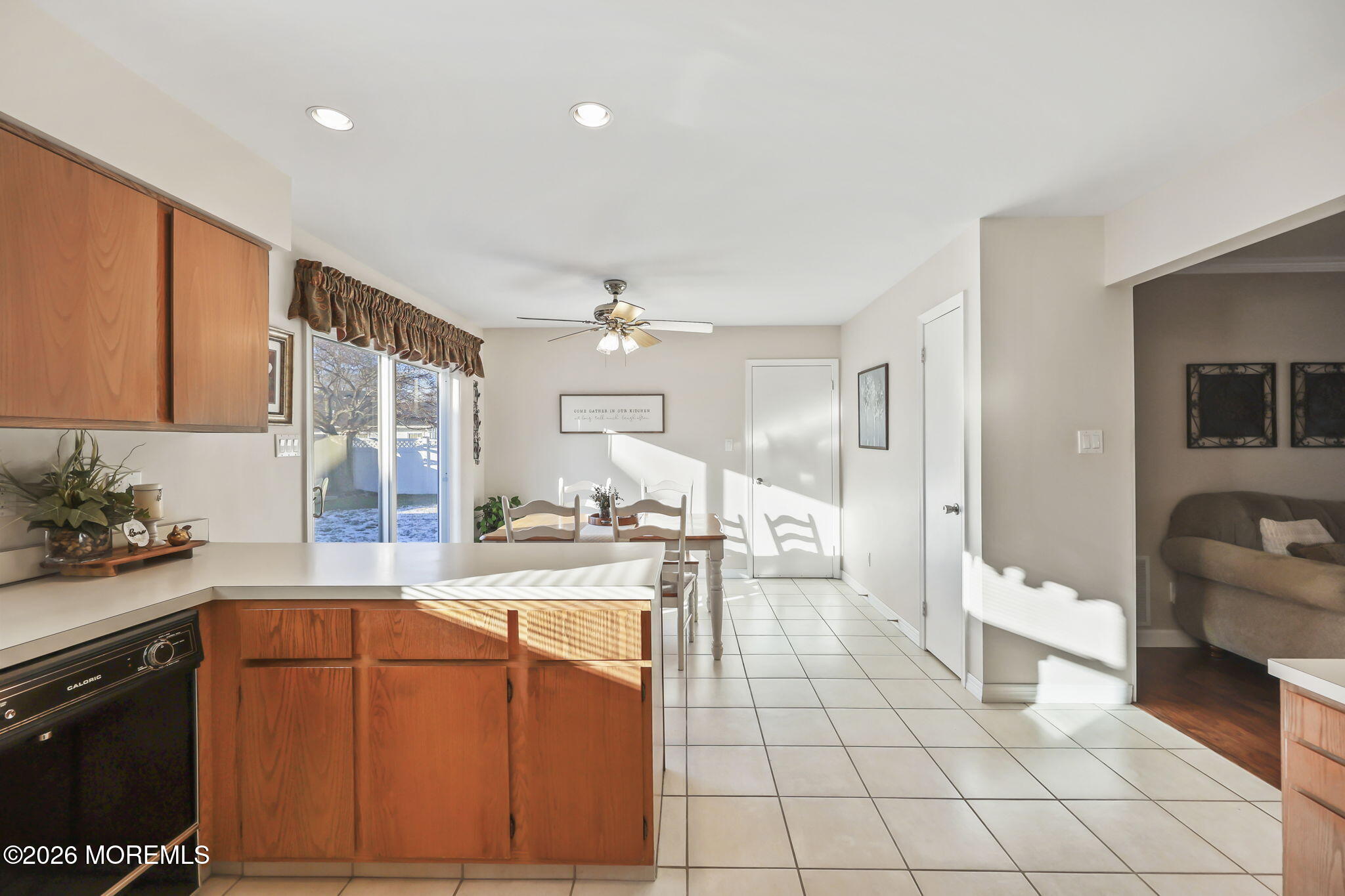 Howell, New Jersey, 07731, United States, 5 Bedrooms Bedrooms, ,3 BathroomsBathrooms,Residential,For Sale,2015351