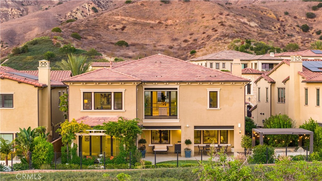 Irvine, California, 92602, United States, 5 Bedrooms Bedrooms, ,6 BathroomsBathrooms,Residential,For Sale,1982881