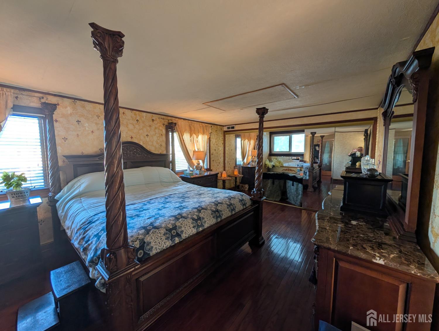 Old Bridge, New Jersey, 08857, United States, 3 Bedrooms Bedrooms, ,2 BathroomsBathrooms,Residential,For Sale,1849014