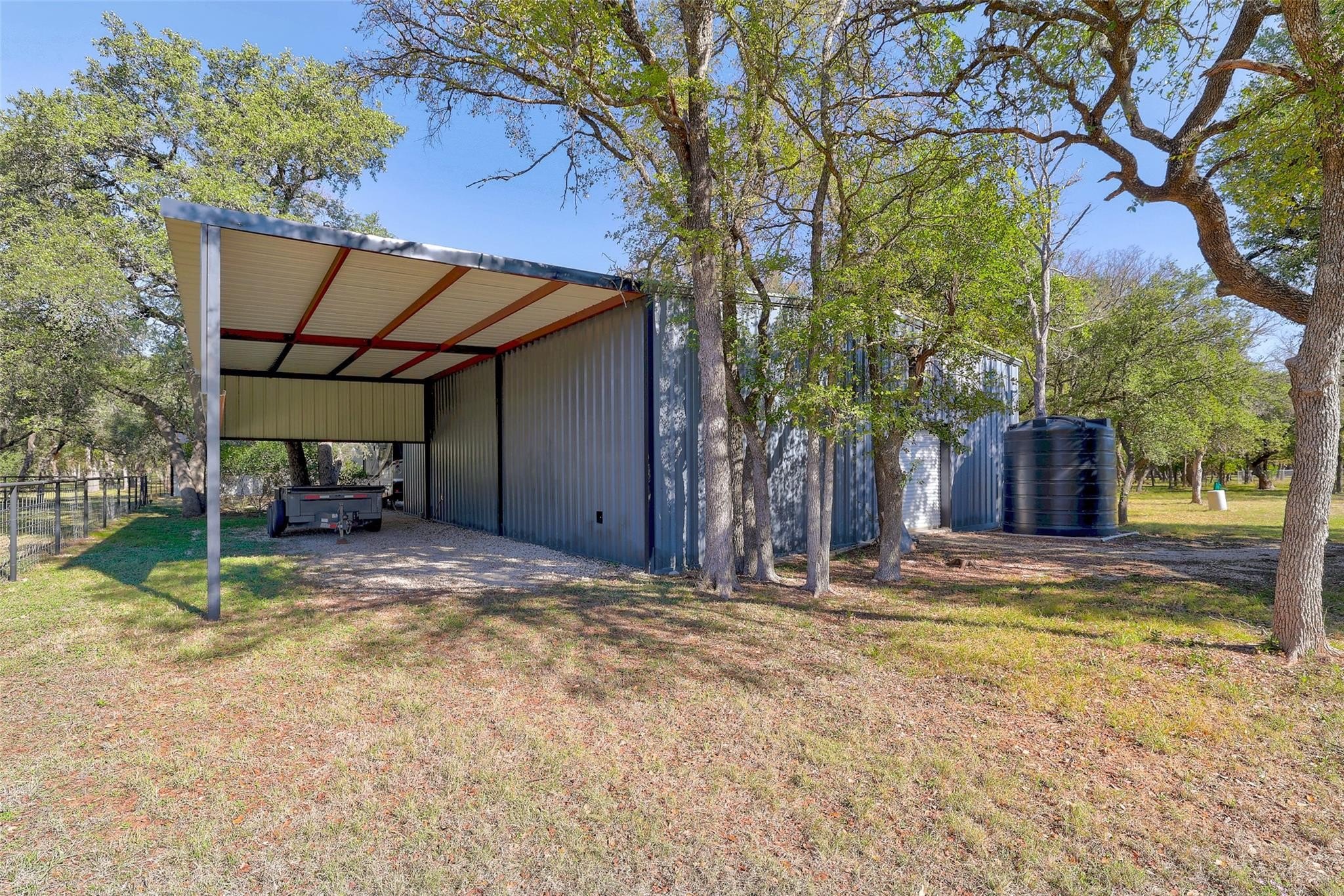 Georgetown, Texas, 78633, United States, 4 Bedrooms Bedrooms, ,2 BathroomsBathrooms,Residential,For Sale,1989896