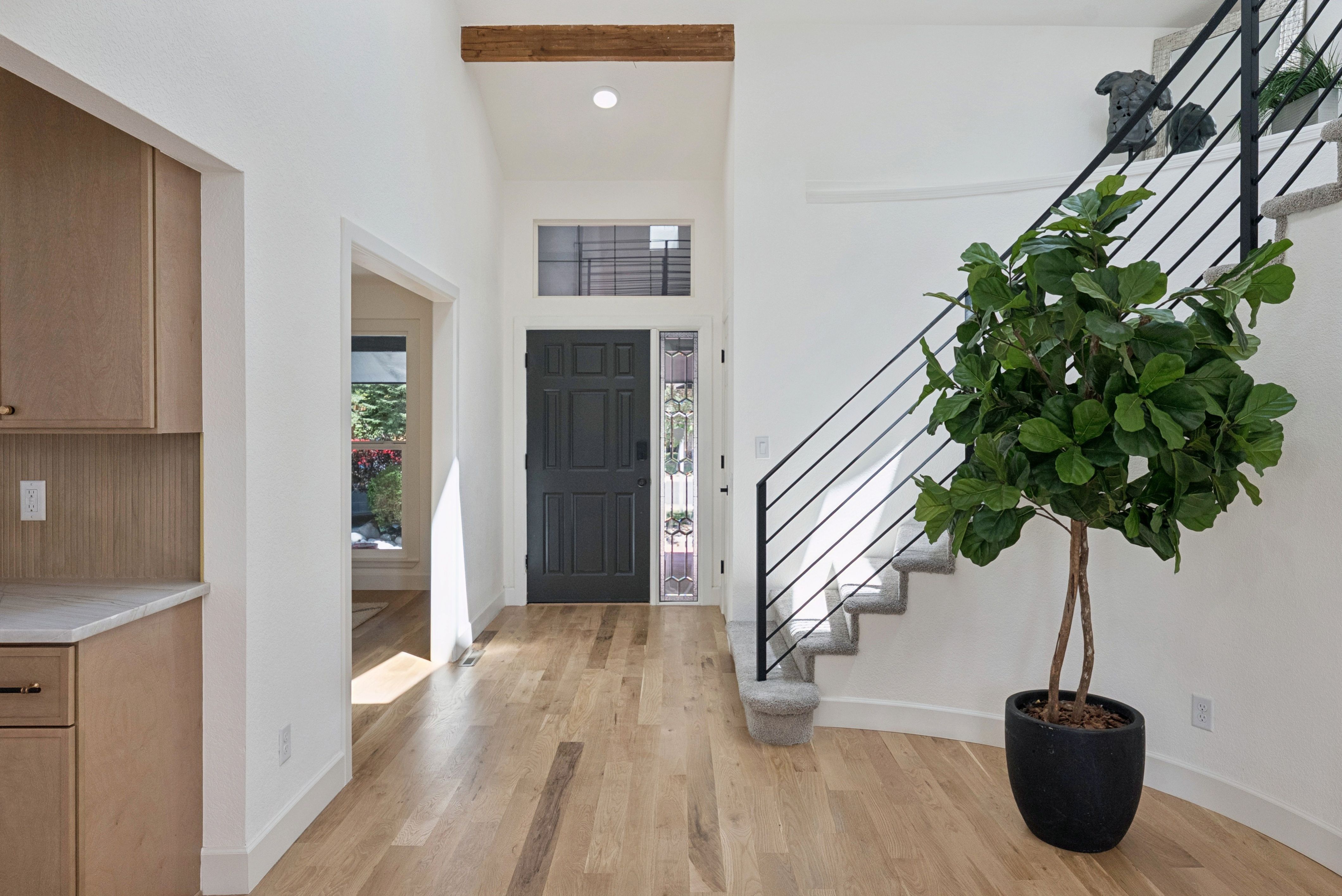  Nestled on a cul-de-sac in the sought-after Piney Creek neighborhood, - 物件實景