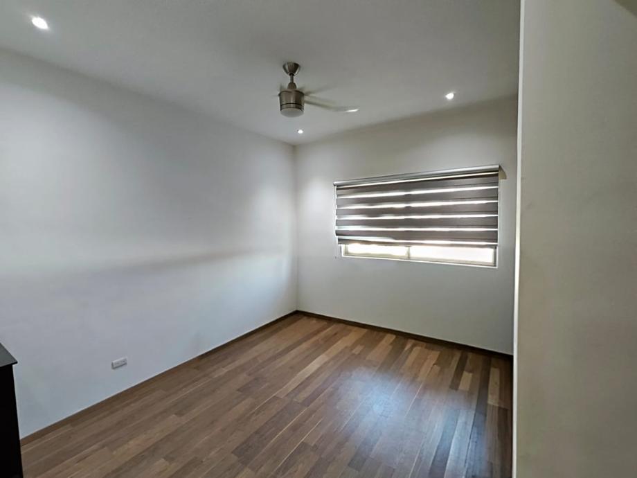 Circuito Primavera, Torreón, Coahuila de Zaragoza, 27018, Mexico, 3 Bedrooms Bedrooms, ,3 BathroomsBathrooms,Residential,For Sale,Circuito Primavera,1620692