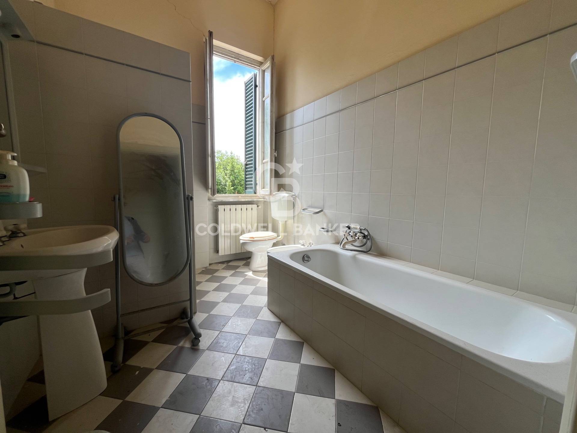 Camaiore, Lucca, 55041, IT, 4 Bedrooms Bedrooms, ,3 BathroomsBathrooms,Residential,For Sale,1807757