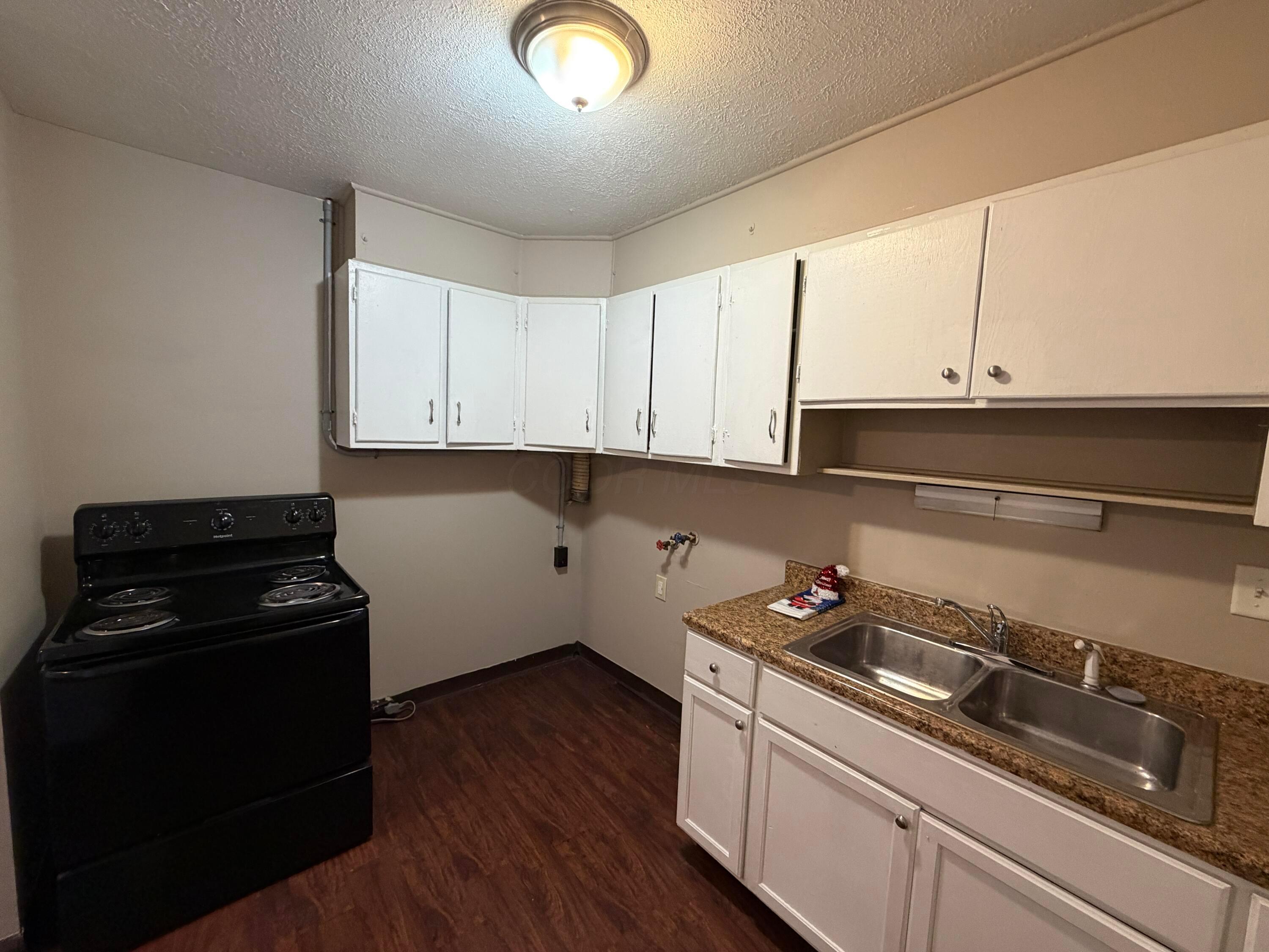 Ontario St, Columbus, OH 43224 #1