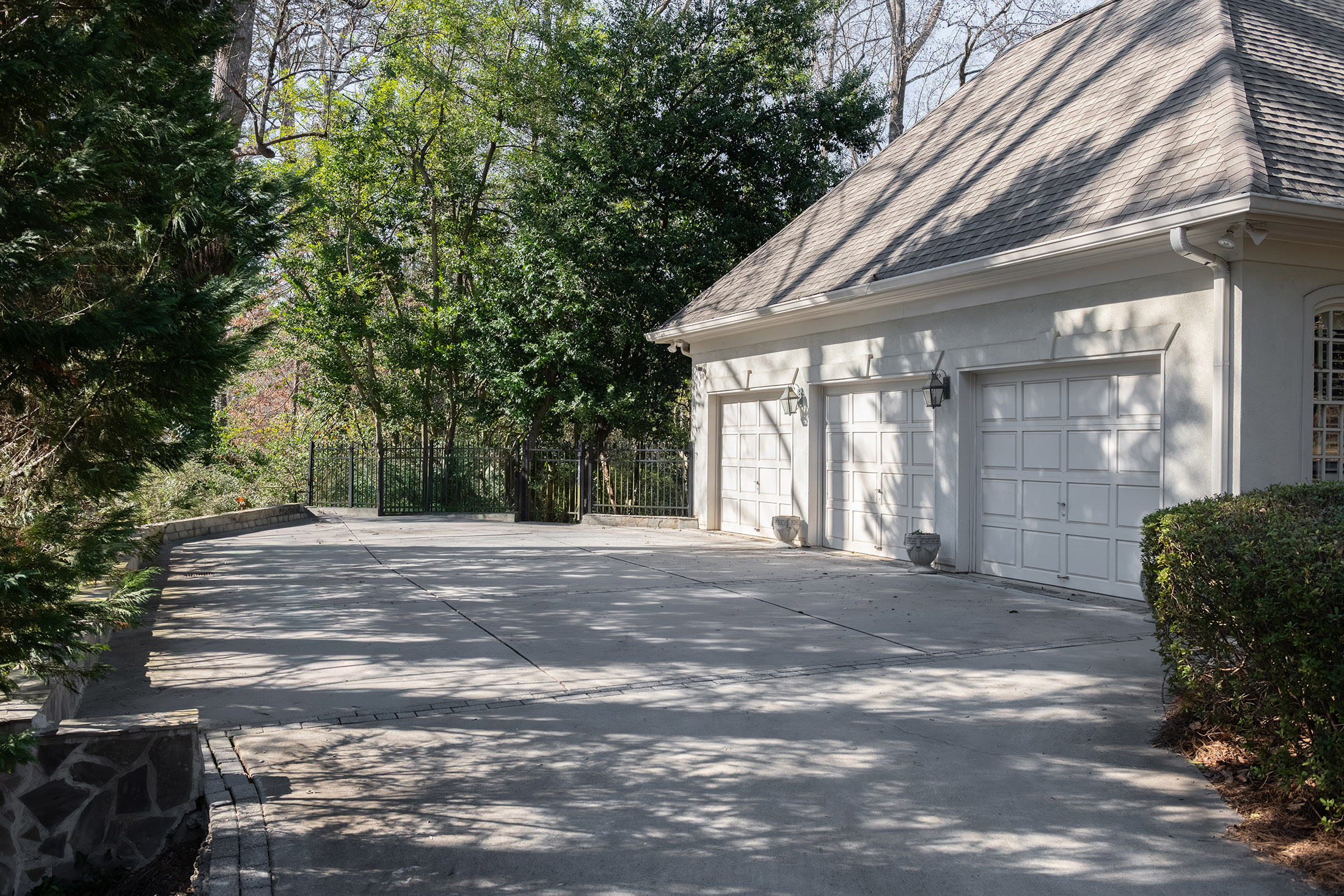  Elegant Traditional Home in Buckhead