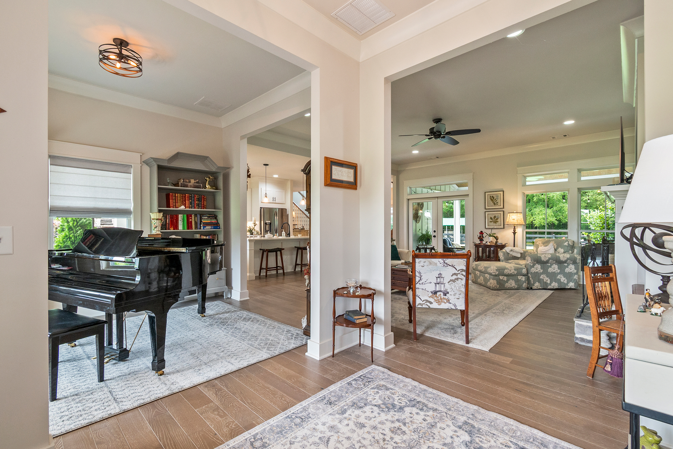  Tucked Away on Five+/- Acres - 物件實景