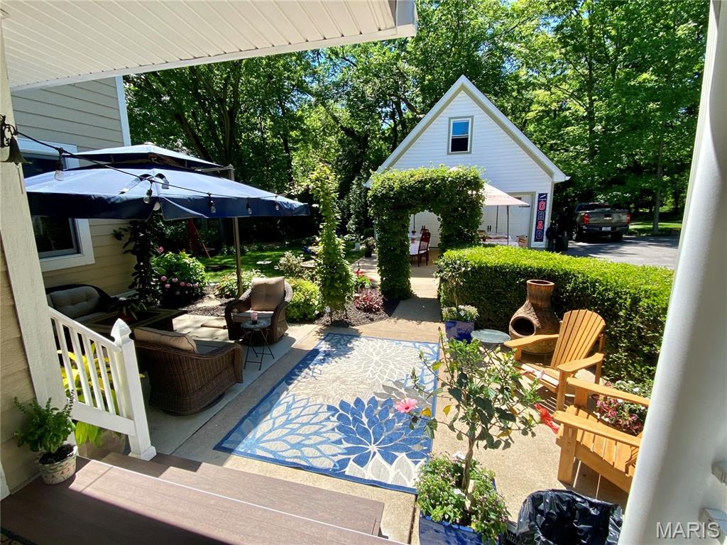 Kirkwood, Missouri, 63122, United States, 4 Bedrooms Bedrooms, ,4 BathroomsBathrooms,Residential,For Sale,1986224