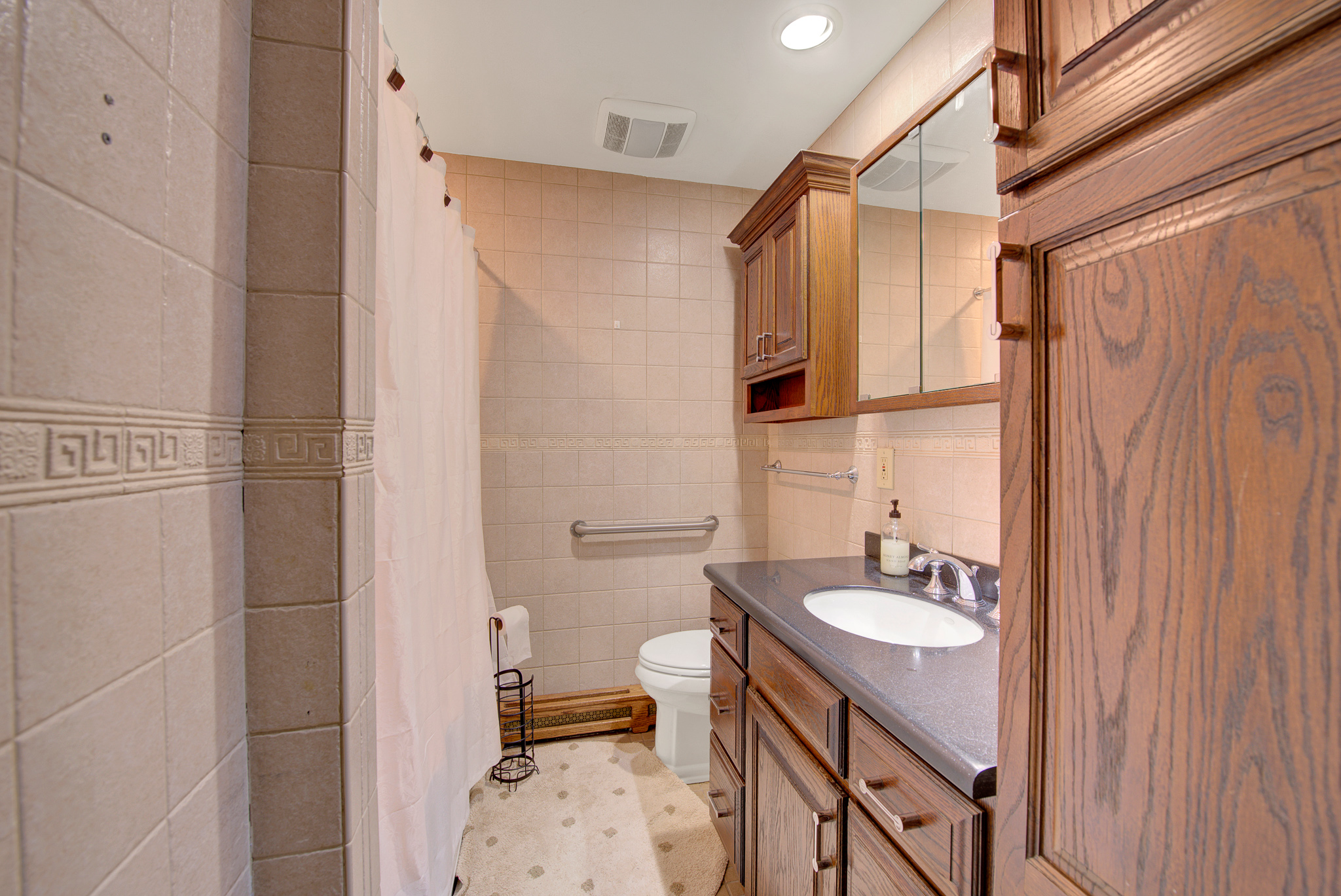  6 Hilton Court, Huntington, NY, 11743 - 物件實景