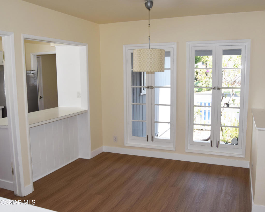 Los Angeles, California, 90034, United States, 5 Bedrooms Bedrooms, ,3 BathroomsBathrooms,Residential,For Sale,1905897