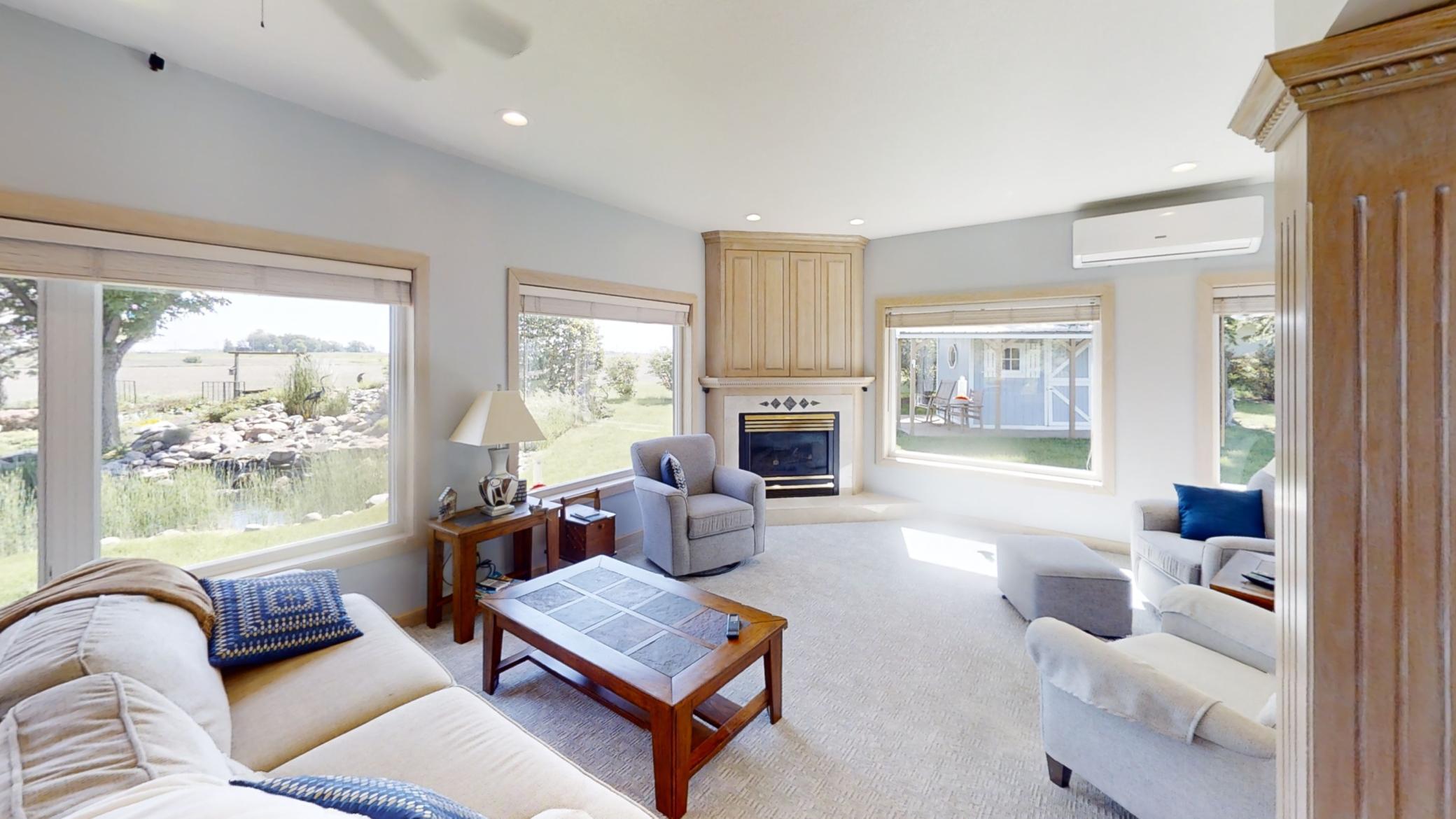 Alden, Minnesota, 56009, United States, 4 Bedrooms Bedrooms, ,1 BathroomBathrooms,Residential,For Sale,1920327