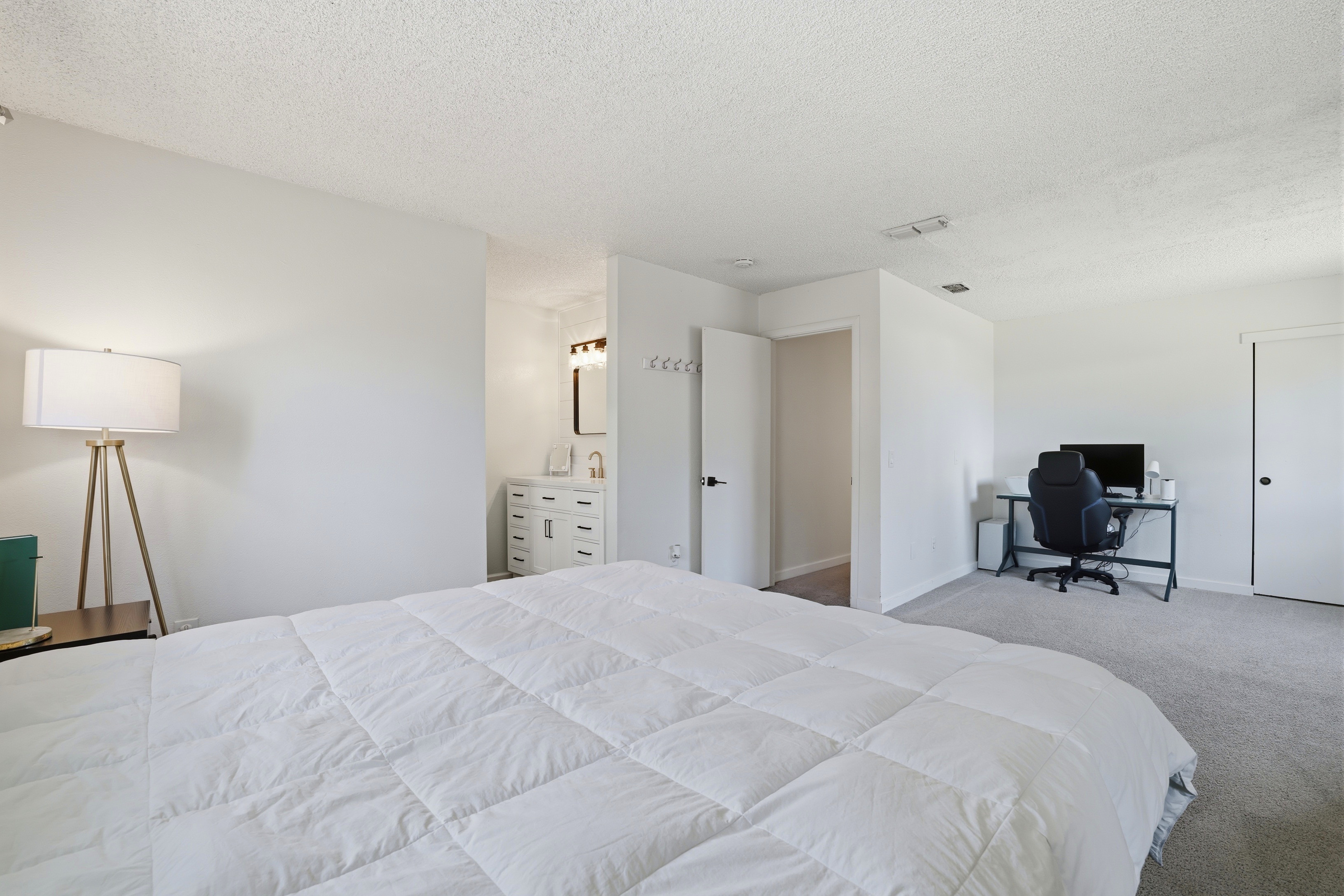  8238 Ferncreek Court, Citrus Heights, CA 95621 - 物件實景