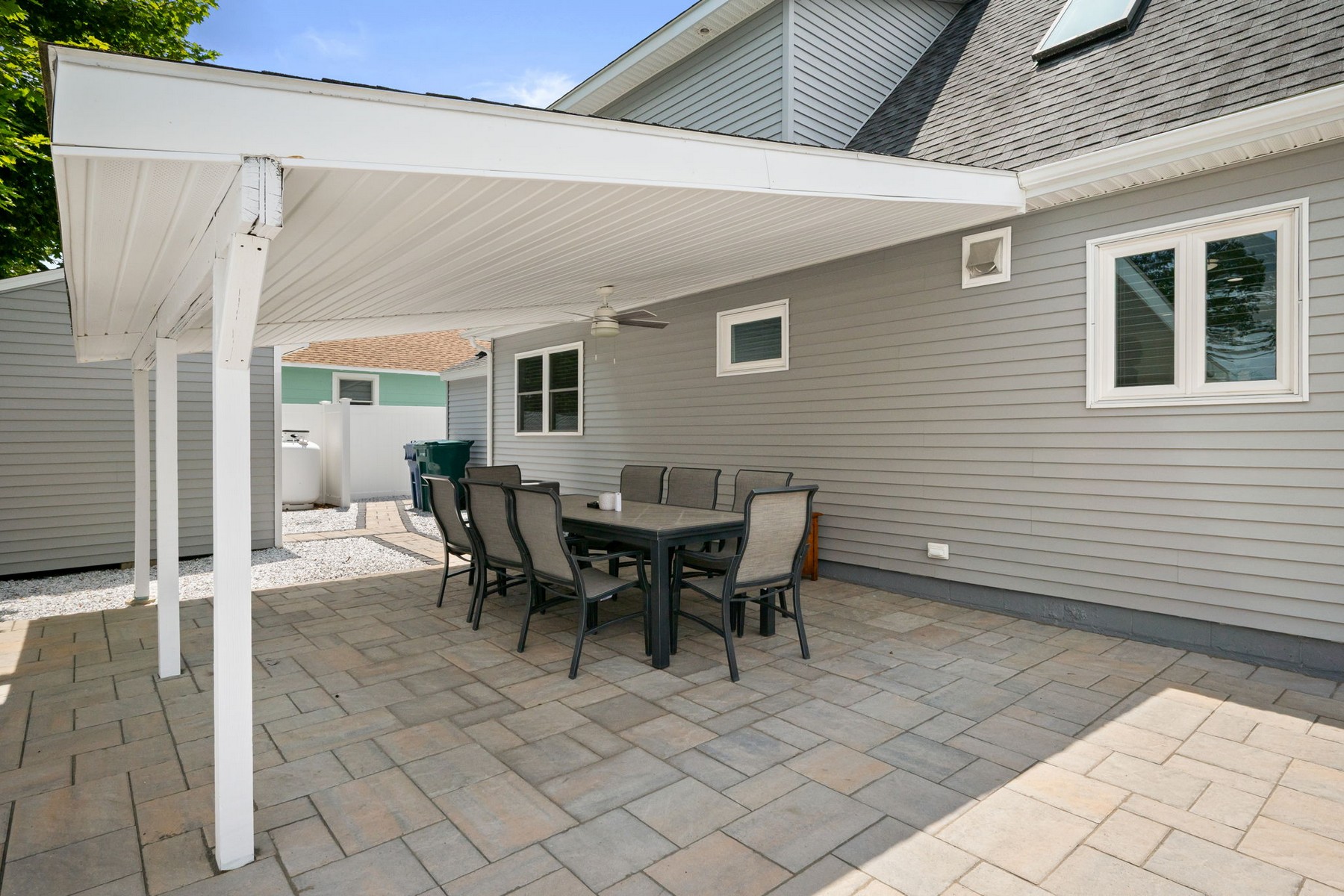  completely remodeled and update contemporary ranch - 物件實景