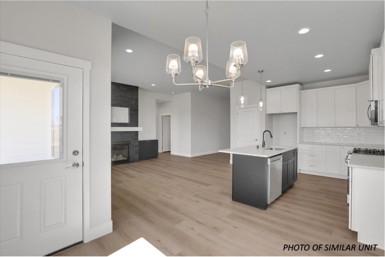 Deer Park, Washington, 99006, United States, 3 Bedrooms Bedrooms, ,2 BathroomsBathrooms,Residential,For Sale,1840166