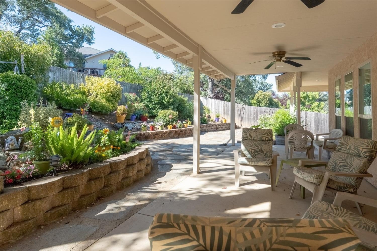 Angels Camp, California, 95222, United States, 4 Bedrooms Bedrooms, ,2 BathroomsBathrooms,Residential,For Sale,1980350