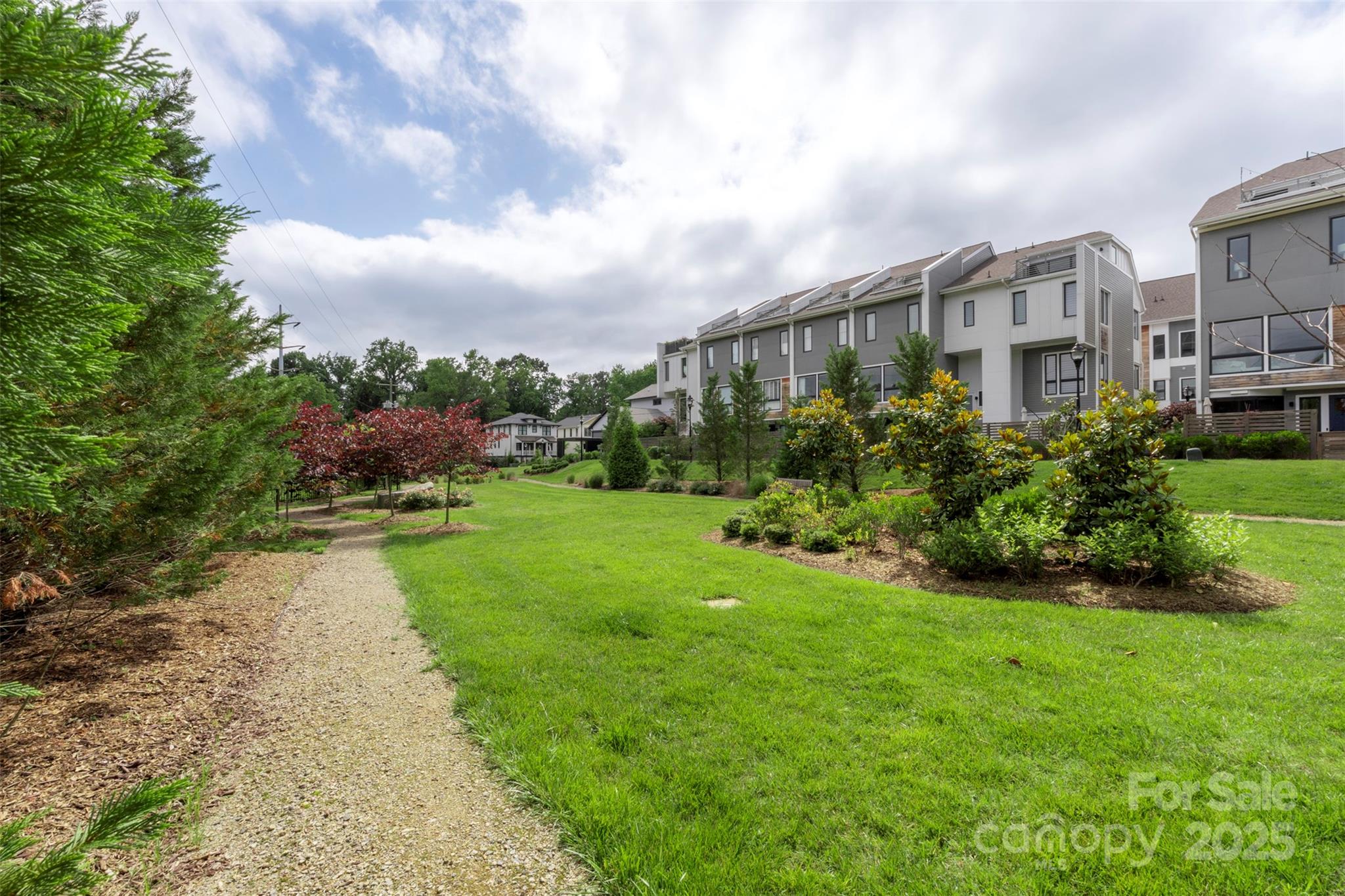 Charlotte, North Carolina, 28205, United States, 3 Bedrooms Bedrooms, ,3 BathroomsBathrooms,Residential,For Sale,1837660