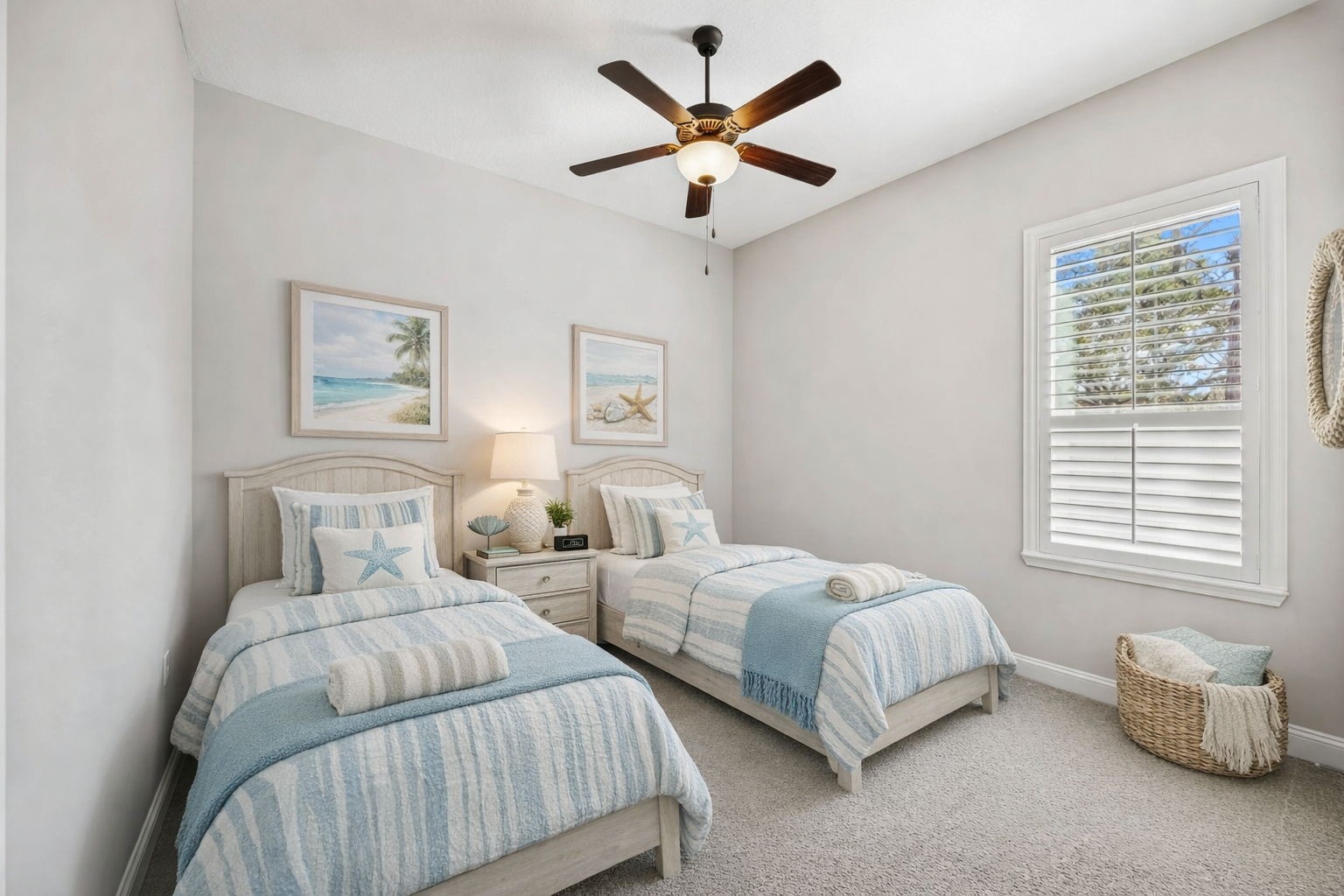 Fernandina Beach, Florida, 32034, United States, 4 Bedrooms Bedrooms, ,3 BathroomsBathrooms,Residential,For Sale,2022820