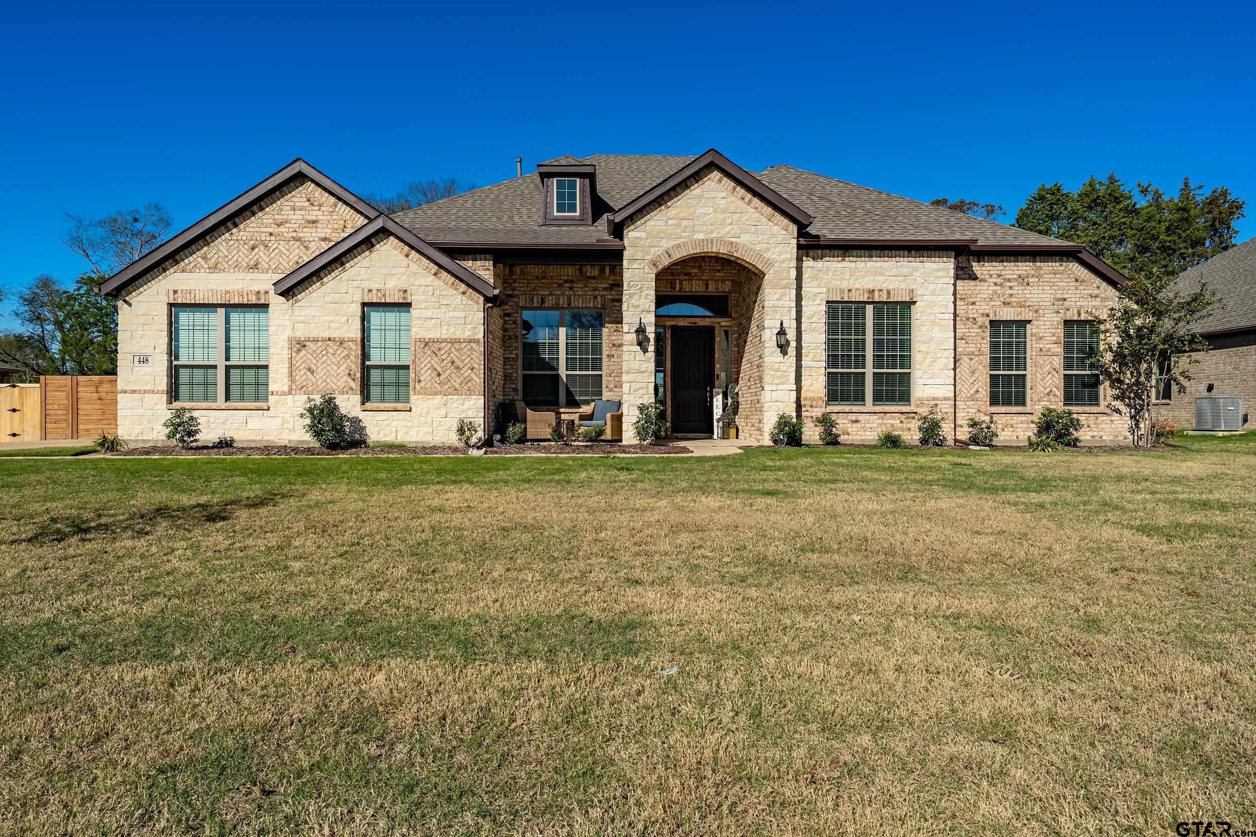 Canton, Texas, 75103, United States, 4 Bedrooms Bedrooms, ,4 BathroomsBathrooms,Residential,For Sale,1999684