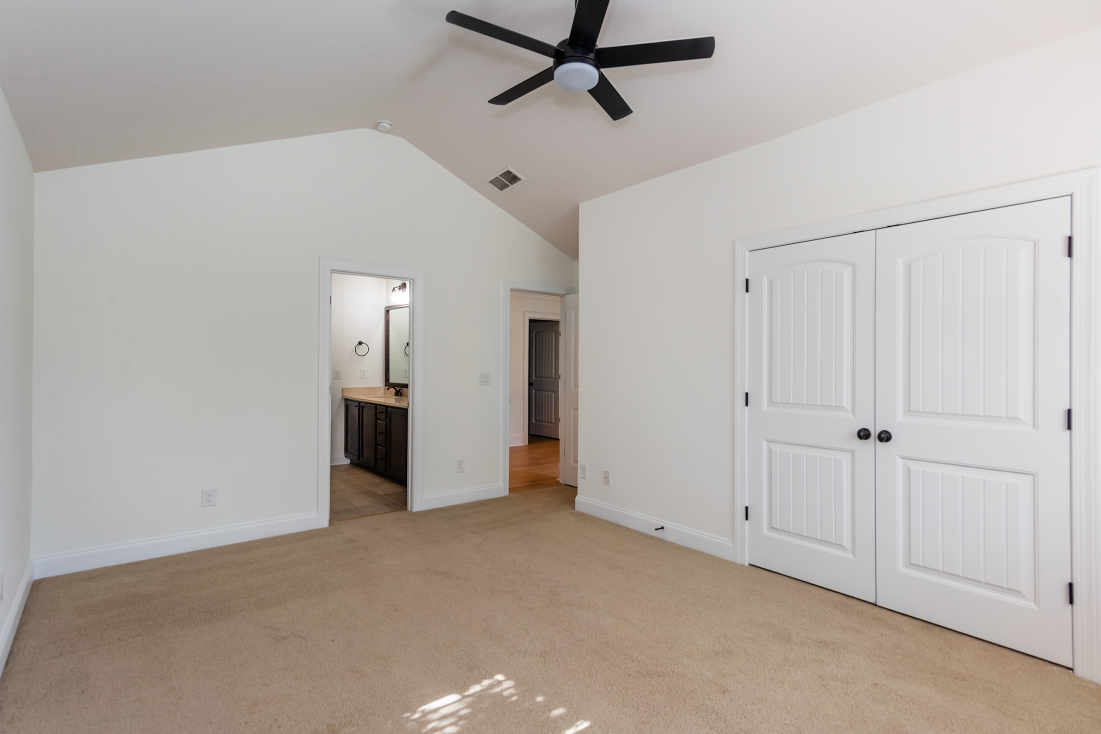  Sophisticated Style Meets Exceptional Comfort in Suwanee - 物件實景