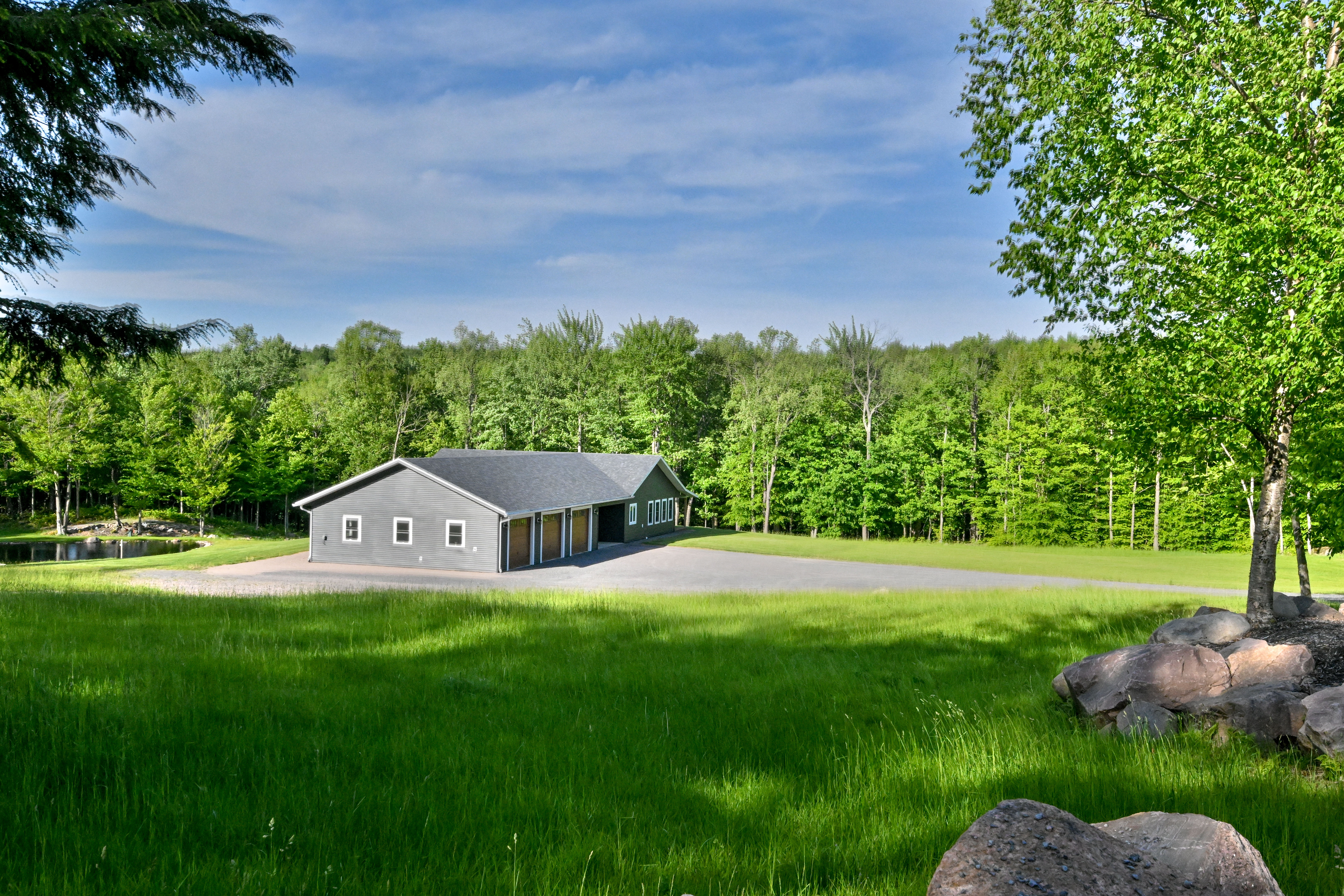  Adirondack Compound on 21+ Acres - 物件實景