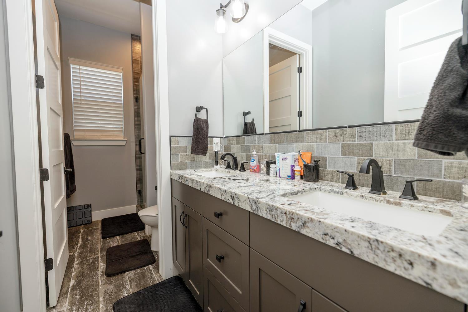 Hilmar, California, 95324, United States, 4 Bedrooms Bedrooms, ,4 BathroomsBathrooms,Residential,For Sale,1983314