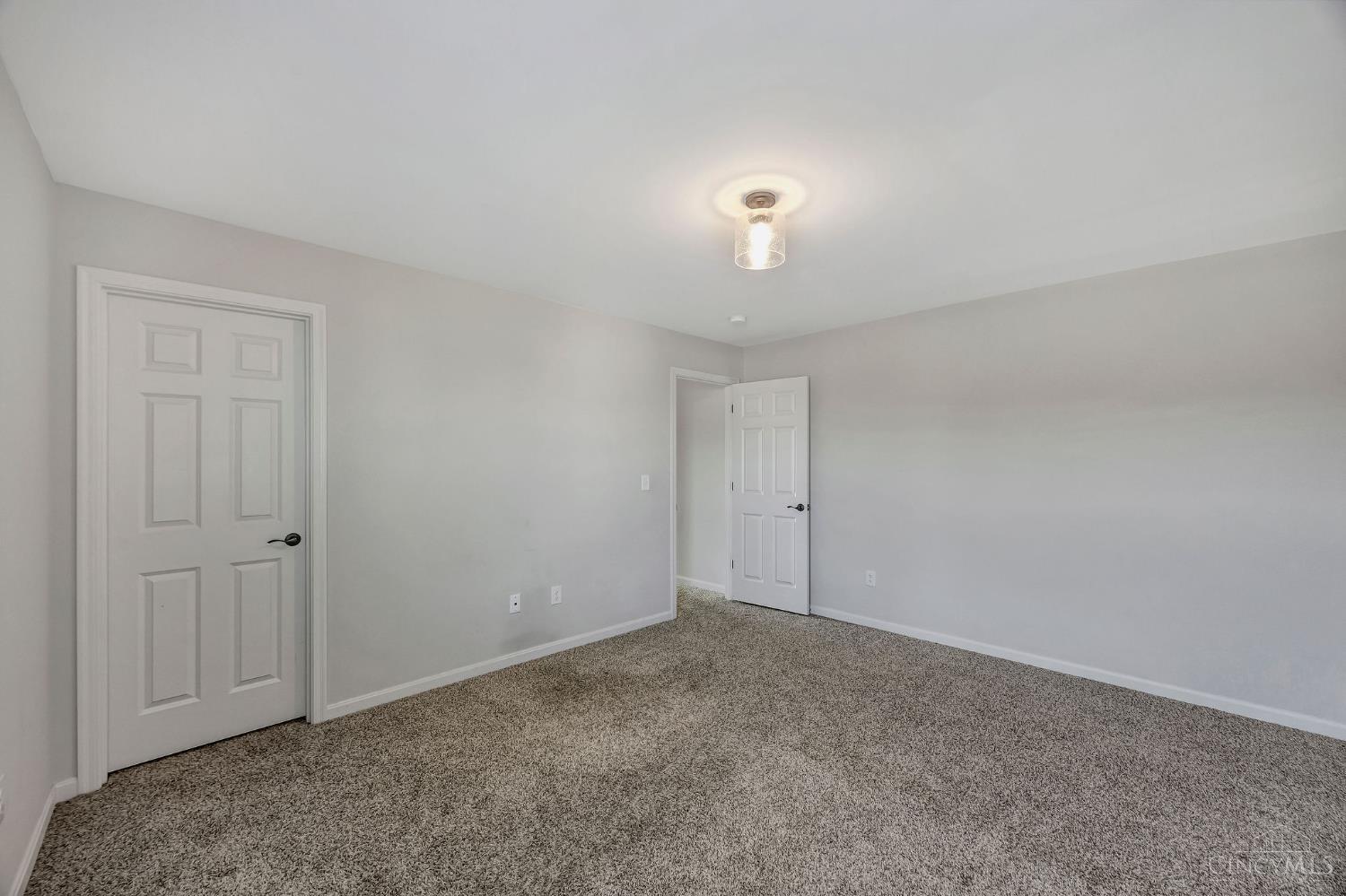 Liberty Twp, Ohio, 45011, United States, 5 Bedrooms Bedrooms, ,4 BathroomsBathrooms,Residential,For Sale,1998520