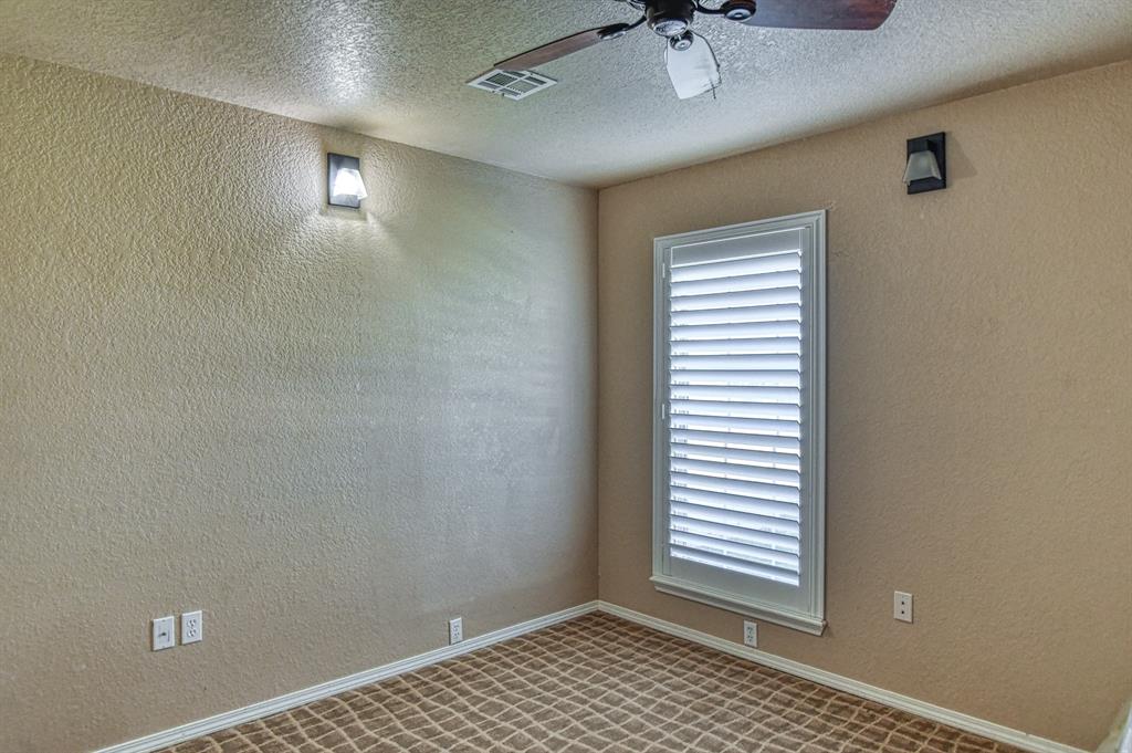 Noble, Oklahoma, 73068, United States, 6 Bedrooms Bedrooms, ,4 BathroomsBathrooms,Residential,For Sale,1978197