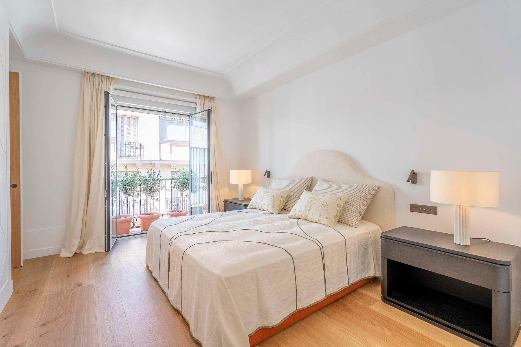  Exclusive 4th floor with garage and designer renovation in Justicia. Madrid - 物件實景