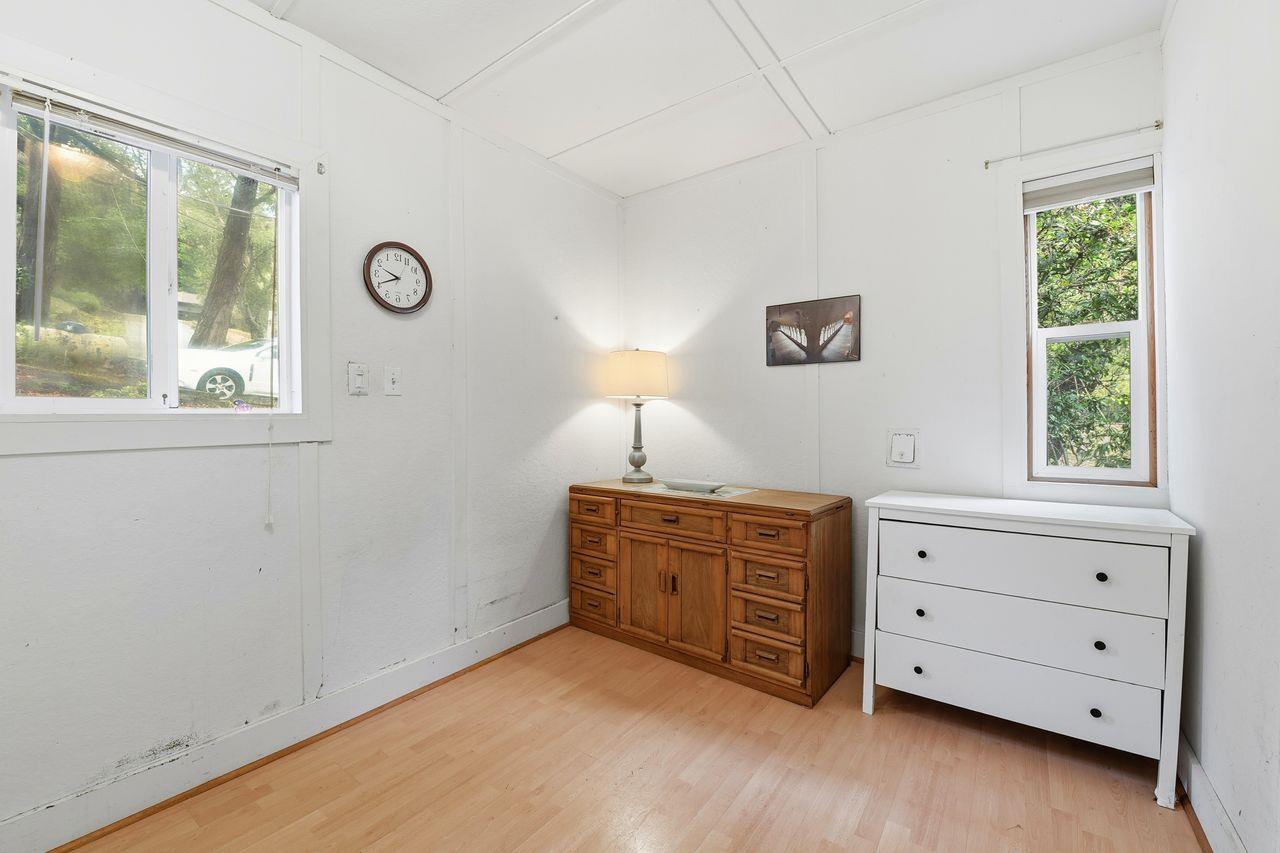 La Honda, California, 94020, United States, 1 Bedroom Bedrooms, ,1 BathroomBathrooms,Residential,For Sale,1989093