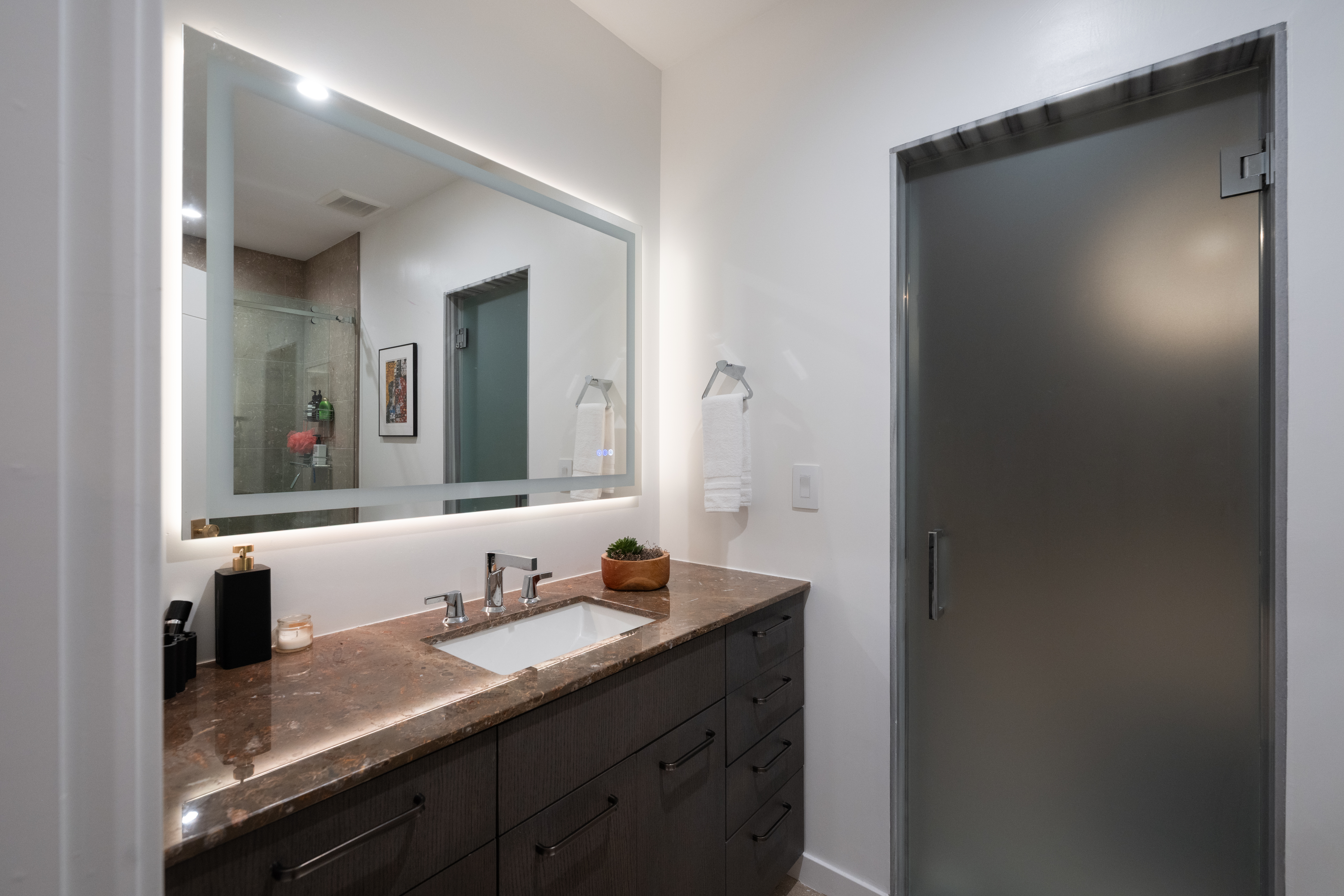  Contemporary Luxery in Cory-Merrill with a Rooftop Patio - 物件實景