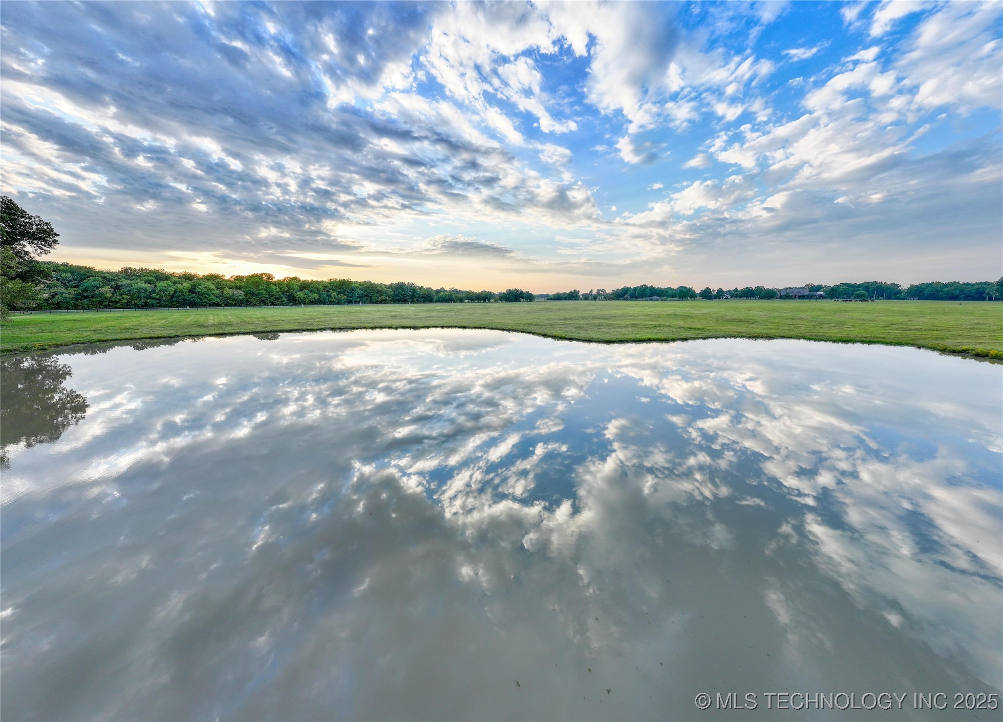 Mounds, Oklahoma, 74047, United States, 4 Bedrooms Bedrooms, ,6 BathroomsBathrooms,Residential,For Sale,1960960