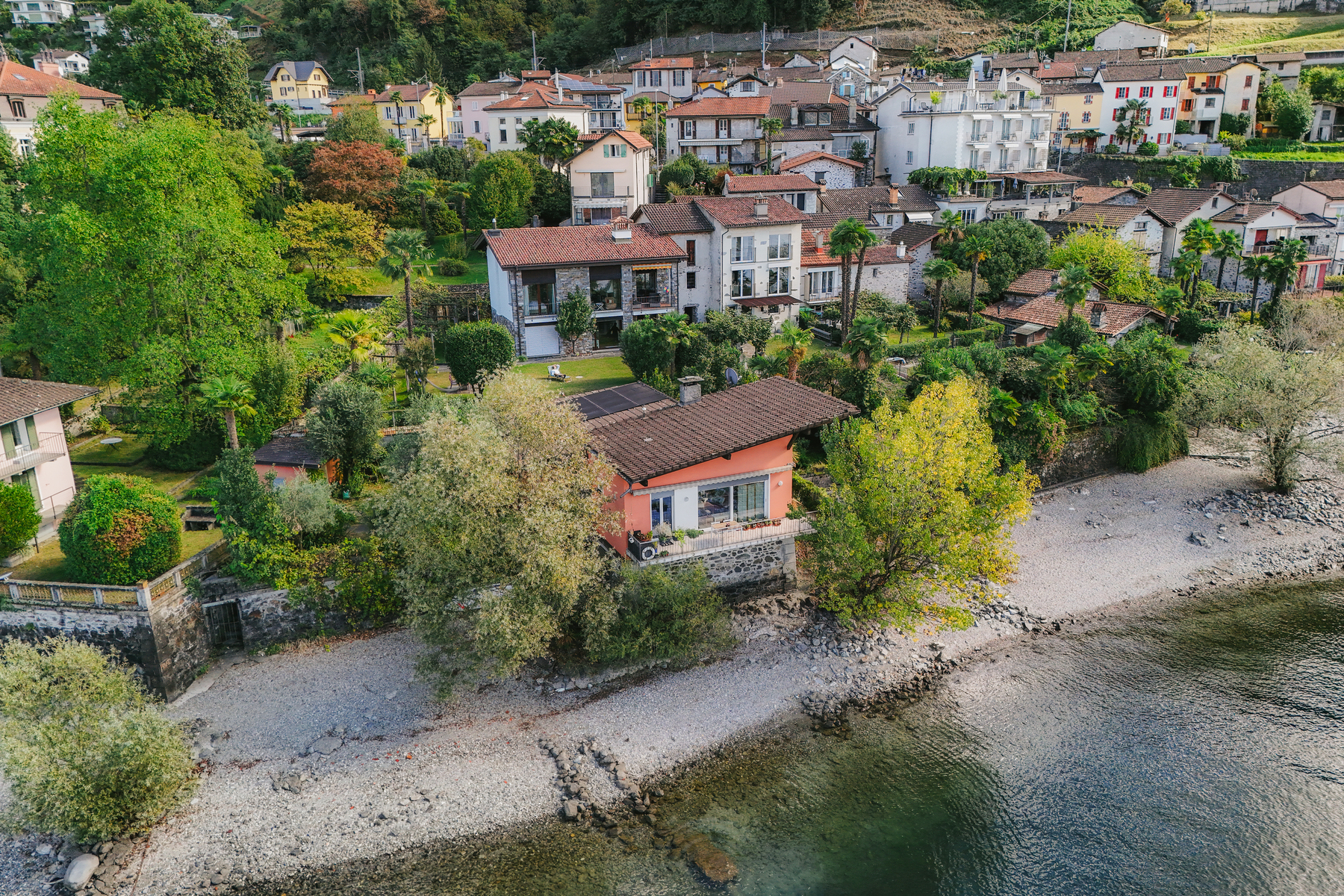  ?Gran Riva? Historic Villa in Gambarogno, on the Lake - 物件實景