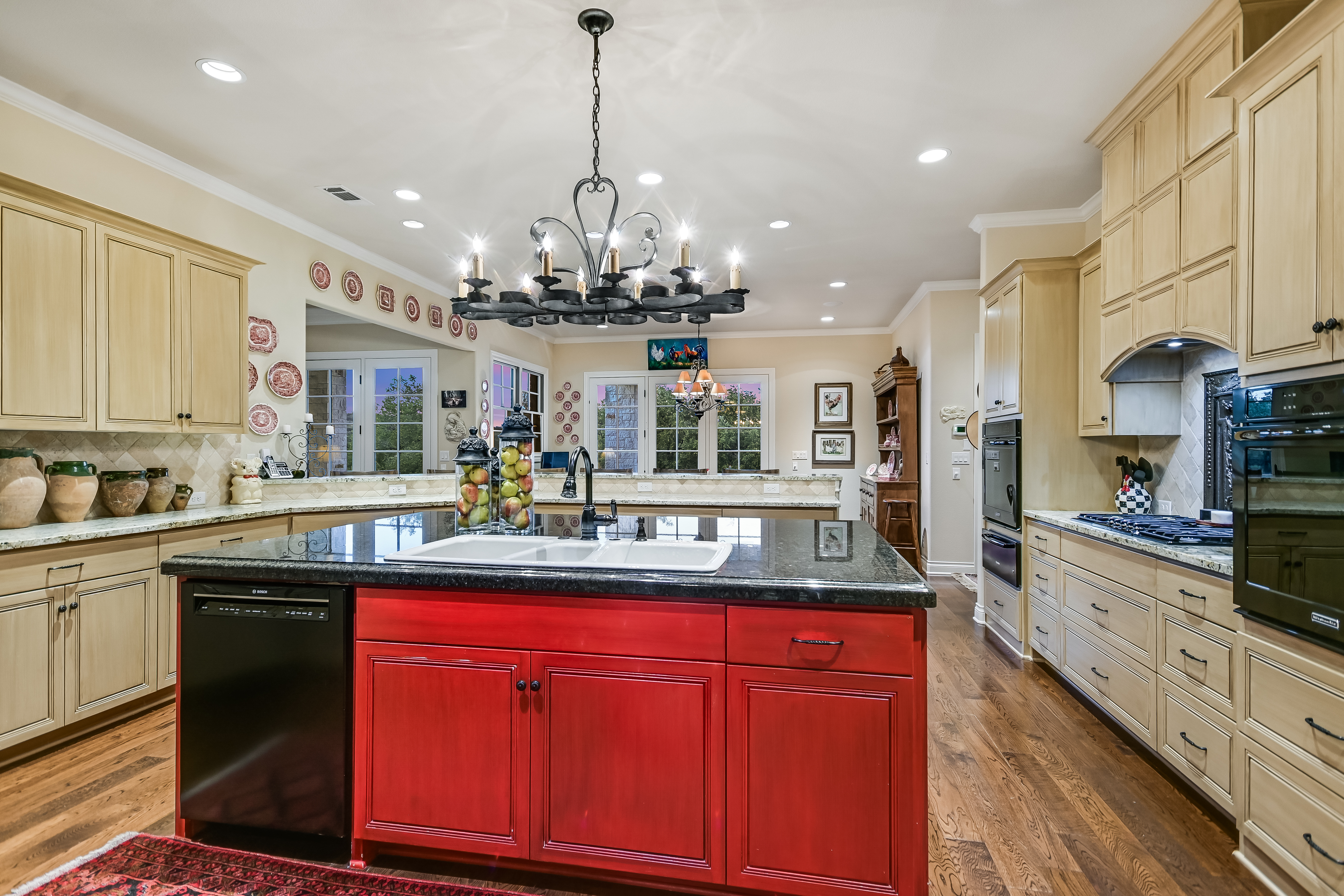  Bespoke Lake Travis Waterfront Estate on 2 Pristine Acres - 物件實景