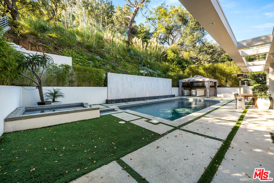 Beverly Hills, California, 90210, United States, 4 Bedrooms Bedrooms, ,5 BathroomsBathrooms,Residential,For Sale,1687212