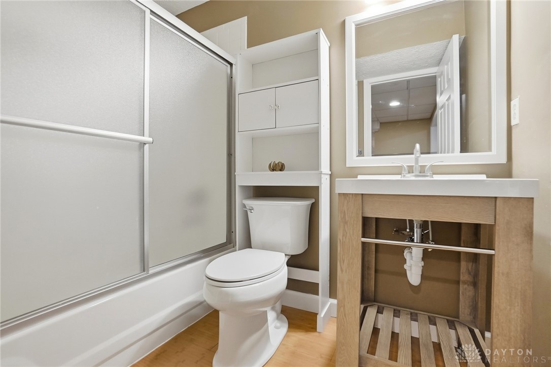 Washington Twp, Ohio, 45458, United States, 4 Bedrooms Bedrooms, ,4 BathroomsBathrooms,Residential,For Sale,2003269