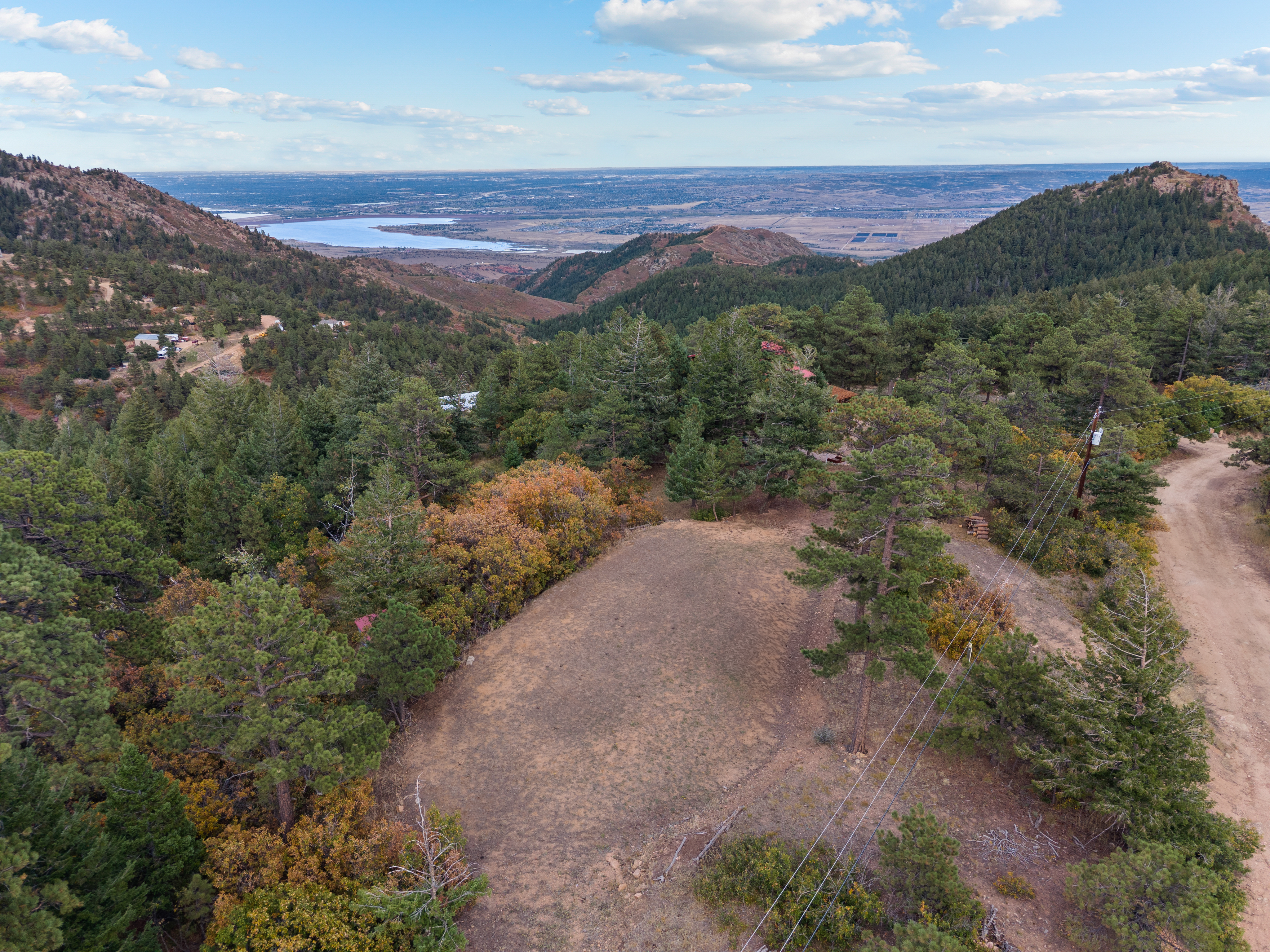  Chatfield Reservoir Log Home on Horse-Friendly 5 Acres with Wrap-Around Decks - 物件實景