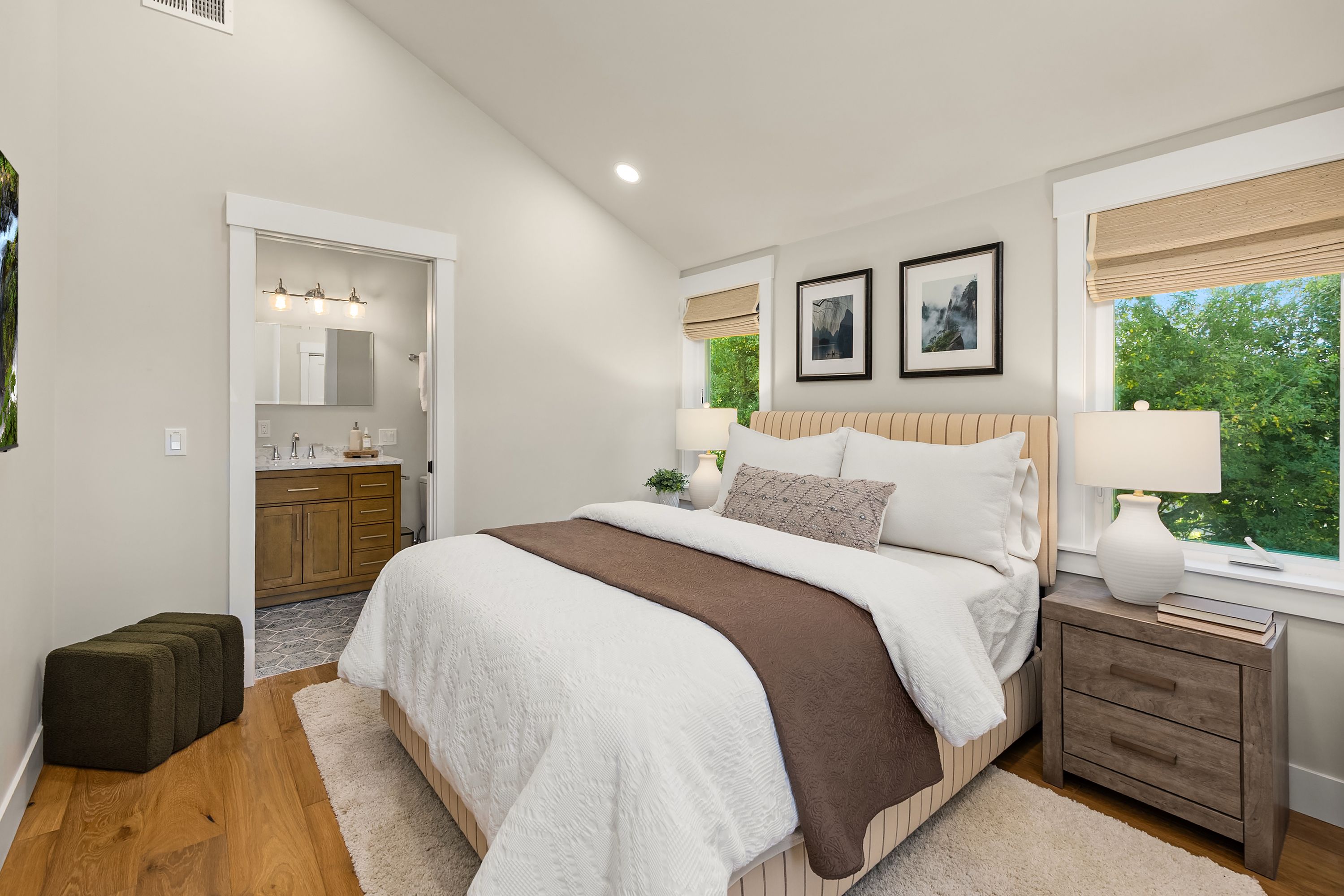  689 Pierce Court Northwest, Bainbridge Island, WA 98110 - 物件實景