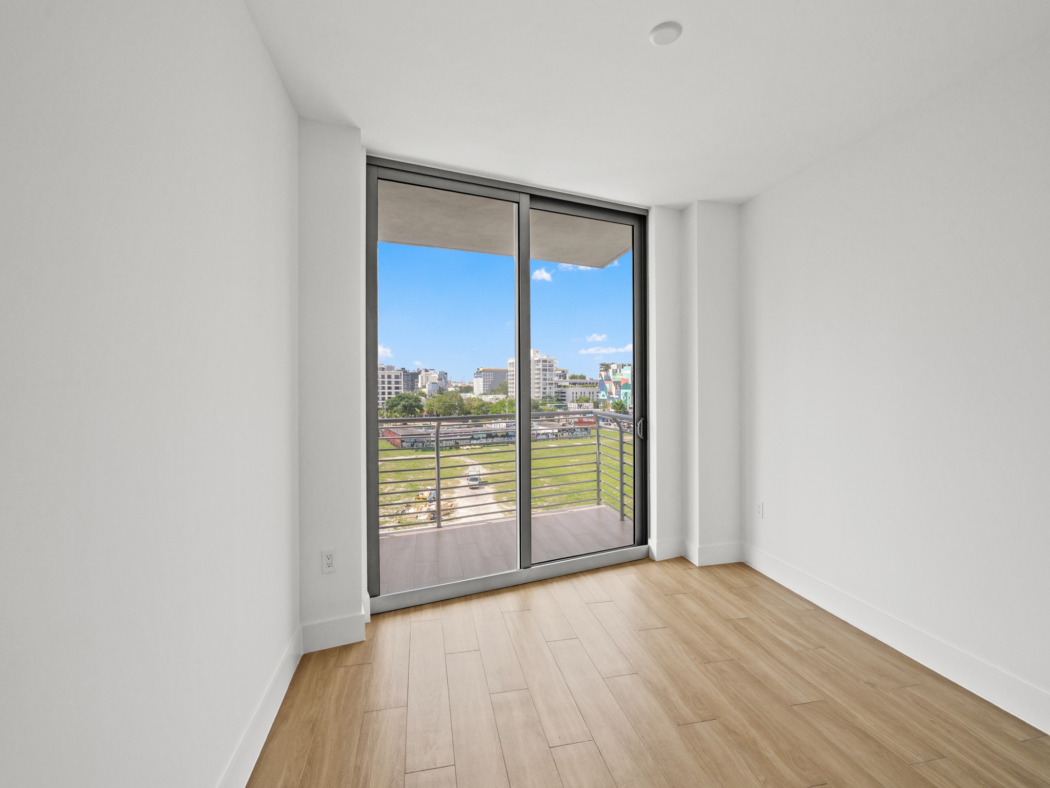  90 NE 32nd St, Miami, FL, 33137 - 物件實景