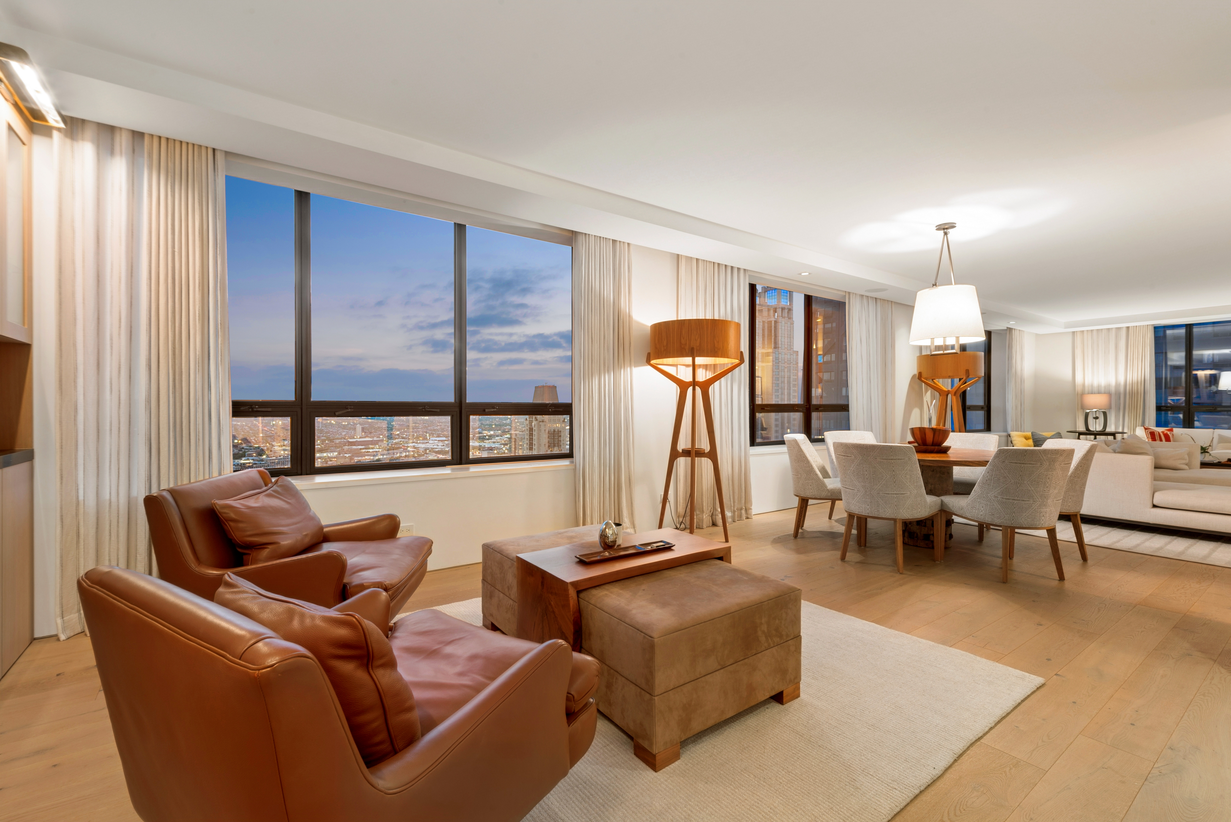  Refined Blend of Classic Architecture and Modern Design - 物件實景