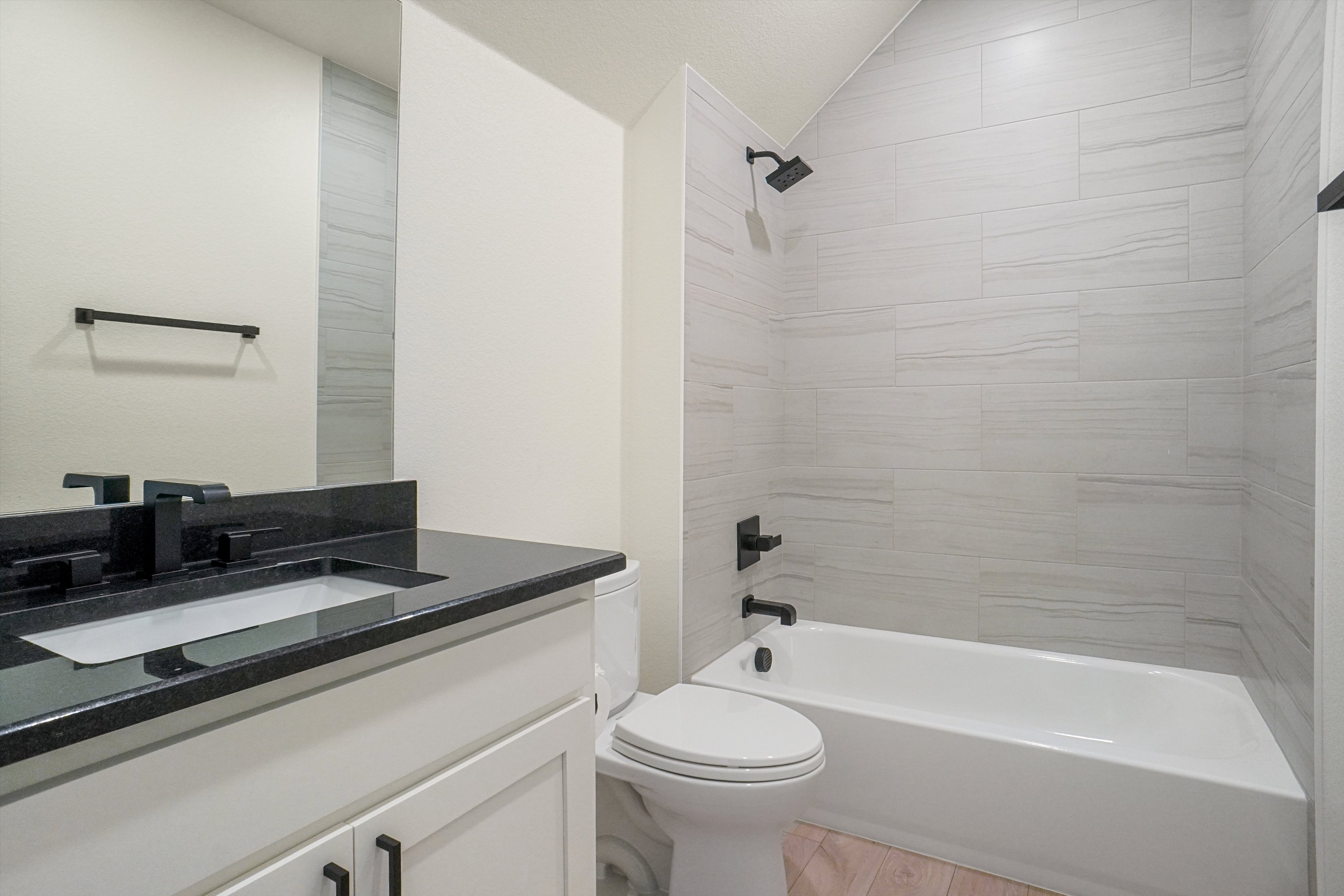 Paradise, Texas, 76073, United States, 3 Bedrooms Bedrooms, ,3 BathroomsBathrooms,Residential,For Sale,1979690