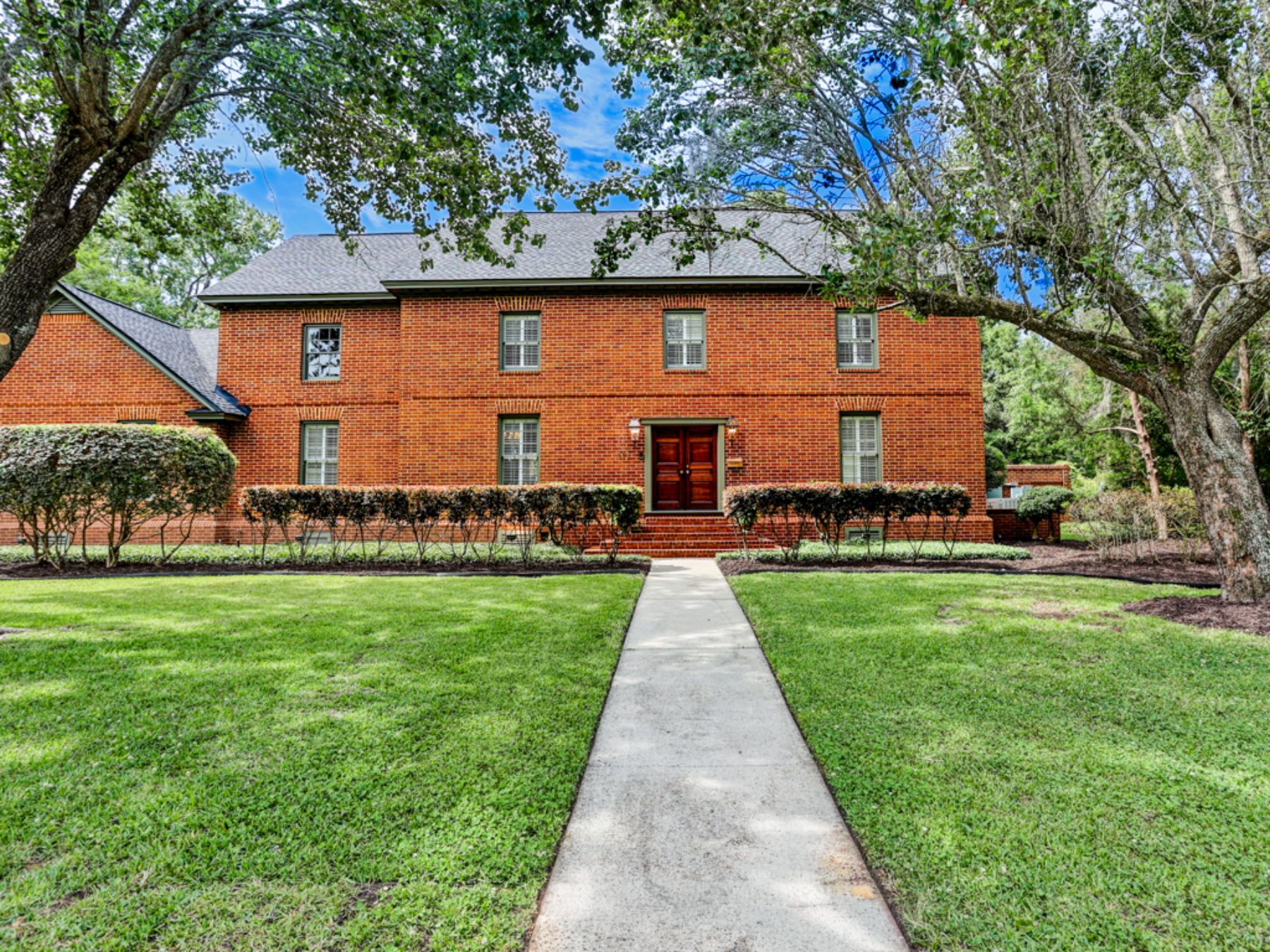  Grand Colonial Estate is Rare Find in the Heart of Midtown - 物件實景