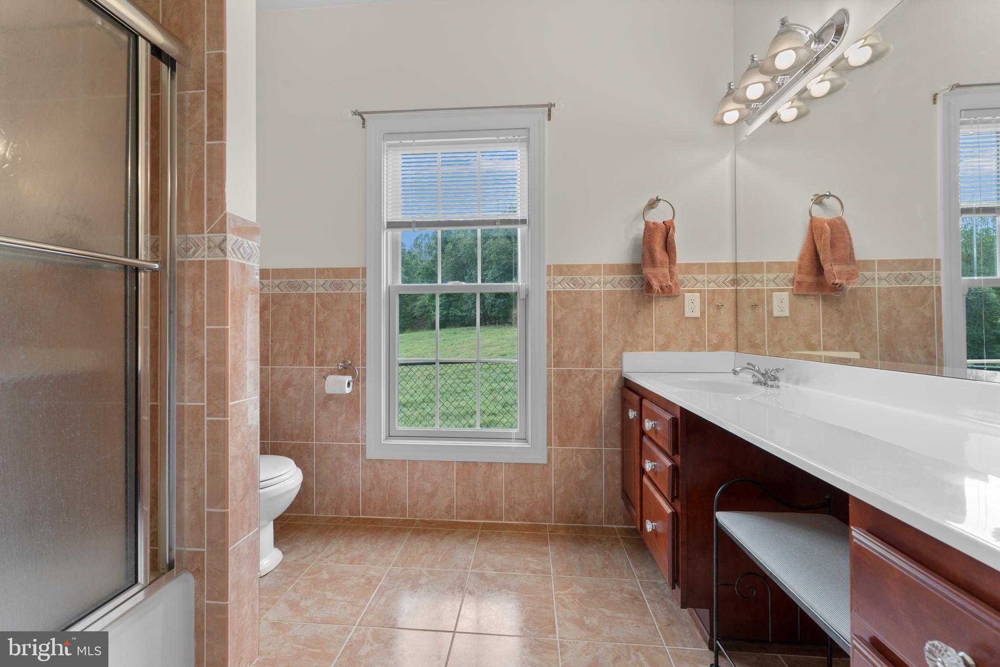 Reva, Virginia, 22735, United States, 4 Bedrooms Bedrooms, ,4 BathroomsBathrooms,Residential,For Sale,1983149