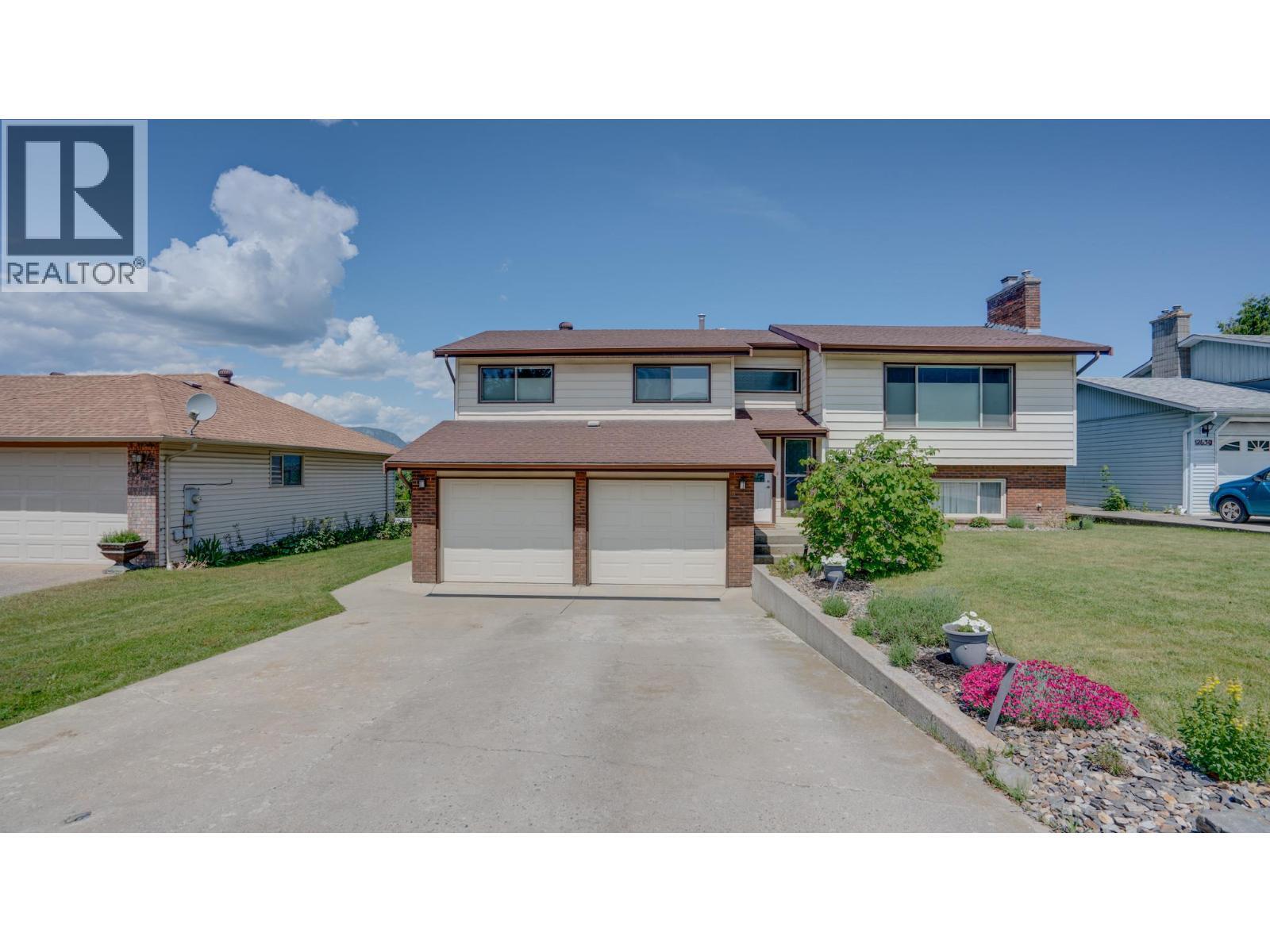 ARMSTRONG, British Columbia, V4Y 0B3, CA, 4 Bedrooms Bedrooms, ,2 BathroomsBathrooms,Residential,For Sale,1950406