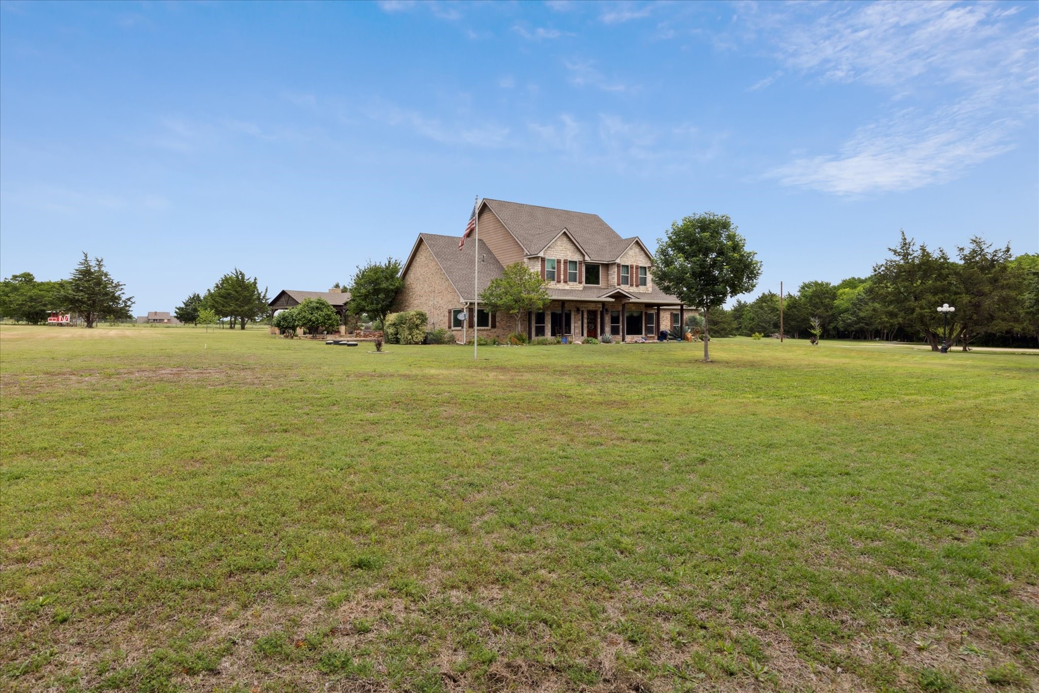 Midlothian, Texas, 76065, United States, 3 Bedrooms Bedrooms, ,4 BathroomsBathrooms,Residential,For Sale,1793428