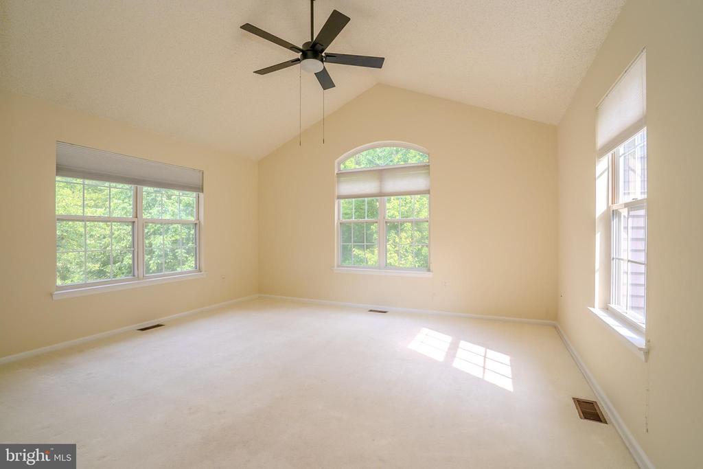Princeton, New Jersey, 08540, United States, 4 Bedrooms Bedrooms, ,4 BathroomsBathrooms,Residential,For Sale,1938433