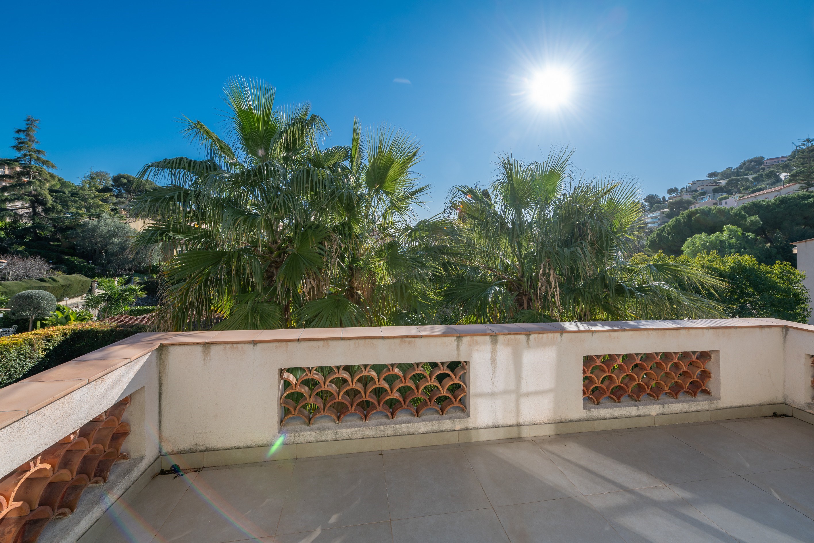  Fully Renovated Beautiful character property on the hillside above Villefranche… - 物件實景