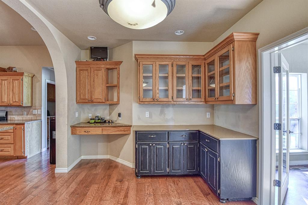 Noble, Oklahoma, 73068, United States, 6 Bedrooms Bedrooms, ,4 BathroomsBathrooms,Residential,For Sale,1978197