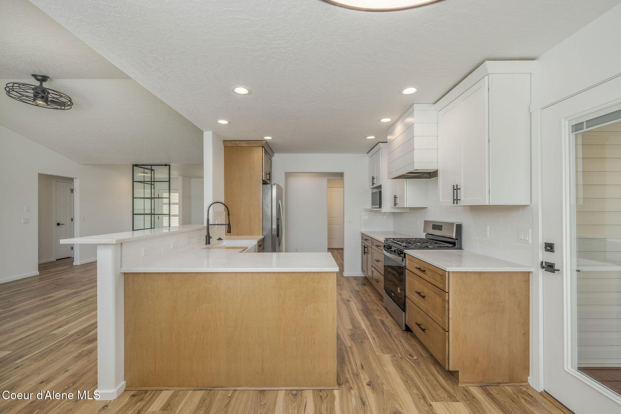 Hayden, Idaho, 83835, United States, 3 Bedrooms Bedrooms, ,Residential,For Sale,2003524