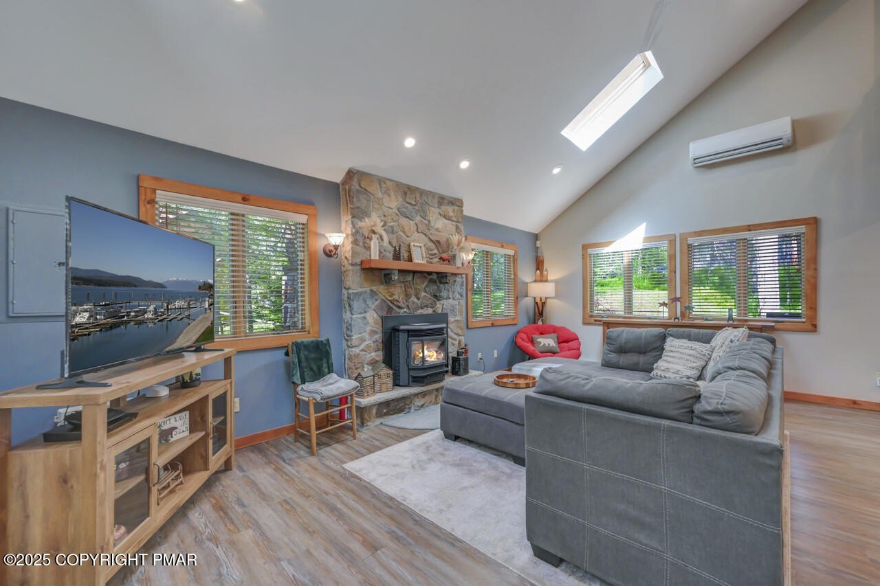 Pocono Pines, Pennsylvania, 18350, United States, 3 Bedrooms Bedrooms, ,2 BathroomsBathrooms,Residential,For Sale,1976304