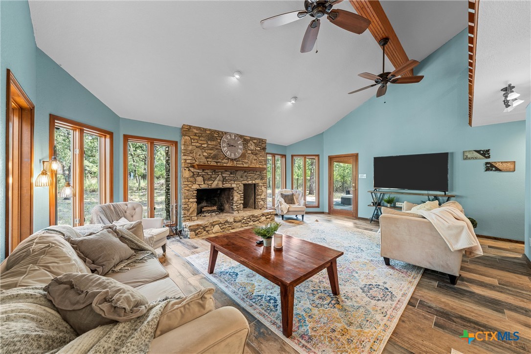 Holland, Texas, 76534, United States, 3 Bedrooms Bedrooms, ,2 BathroomsBathrooms,Residential,For Sale,1933257