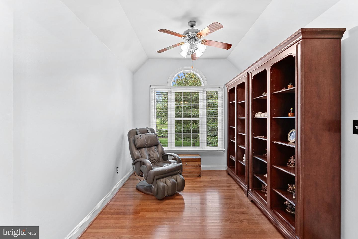 Waterford, Virginia, 20197, United States, 5 Bedrooms Bedrooms, ,4 BathroomsBathrooms,Residential,For Sale,1940957